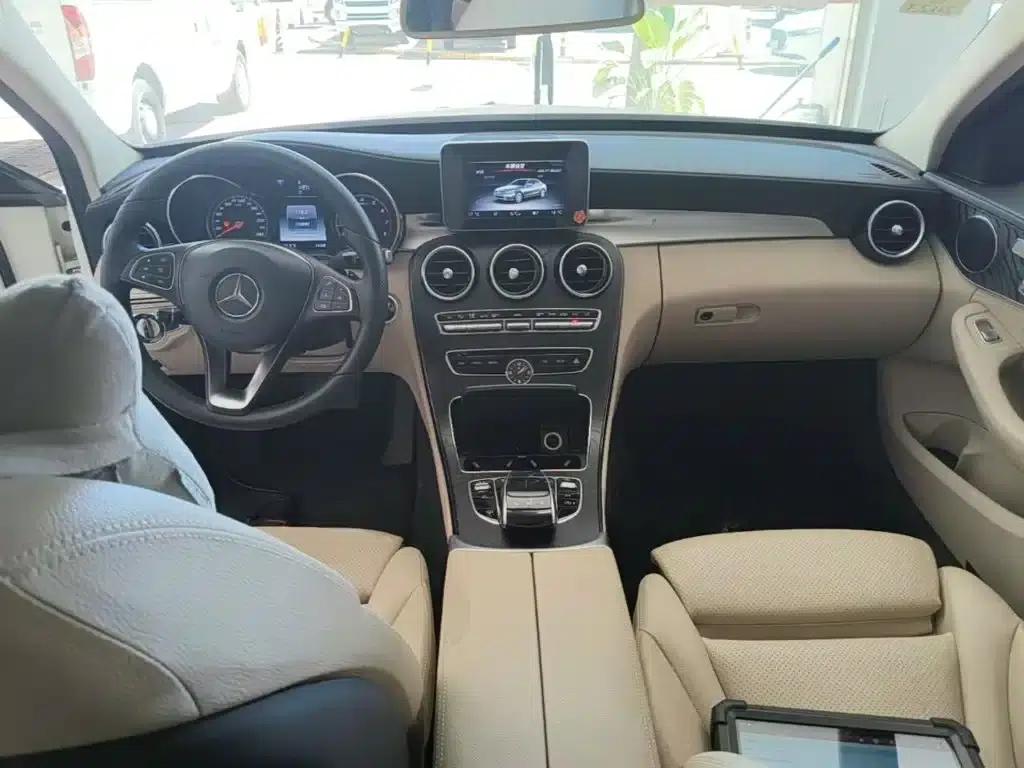 2015 Mercedes-Benz C-Class C 200 L Sport — миниатюра 10