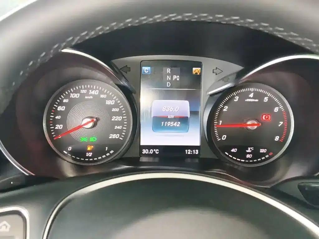 2016 Mercedes-Benz C-Class C 200 L Sport — миниатюра 12
