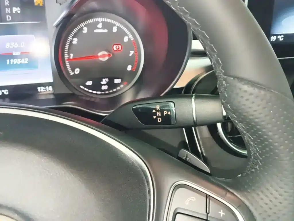 2016 Mercedes-Benz C-Class C 200 L Sport — миниатюра 14