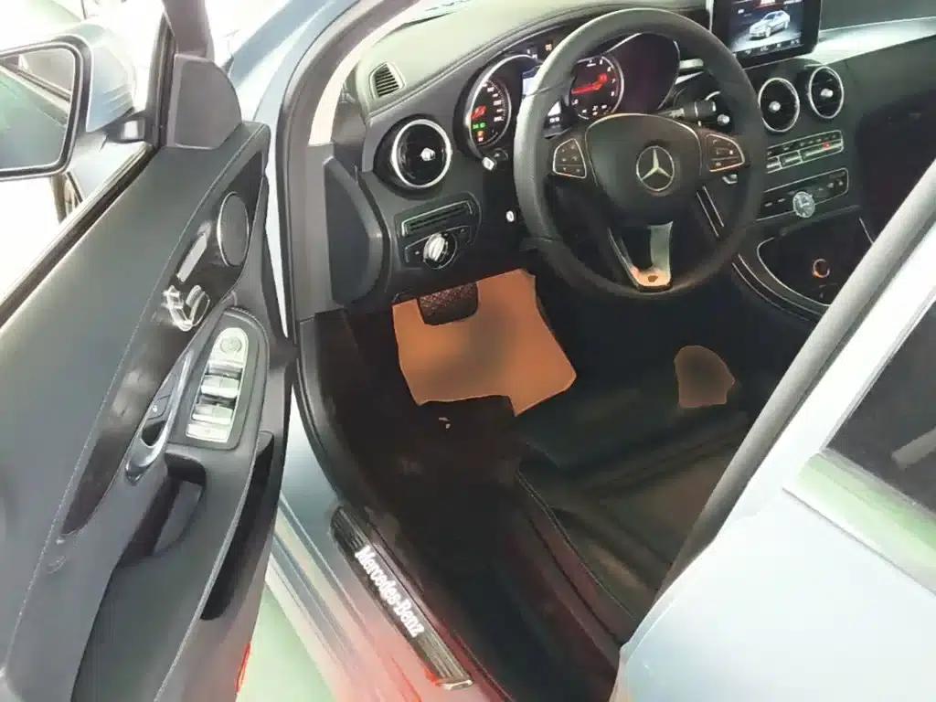 2016 Mercedes-Benz C-Class C 200 L Sport — миниатюра 16