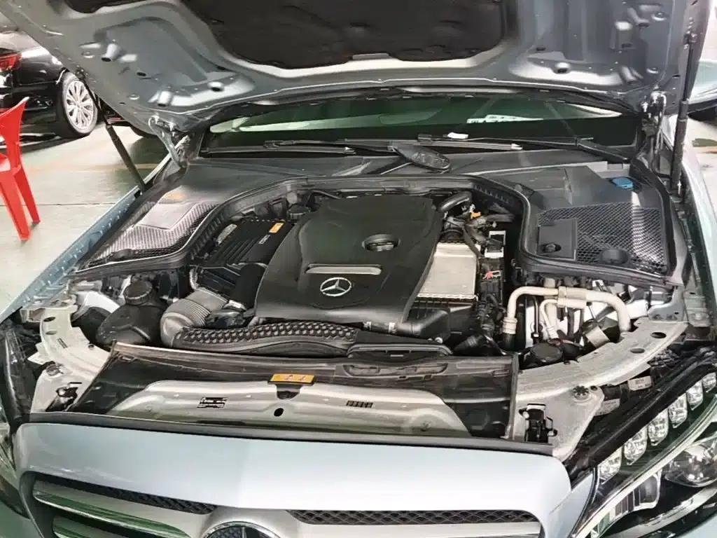 2016 Mercedes-Benz C-Class C 200 L Sport — миниатюра 20