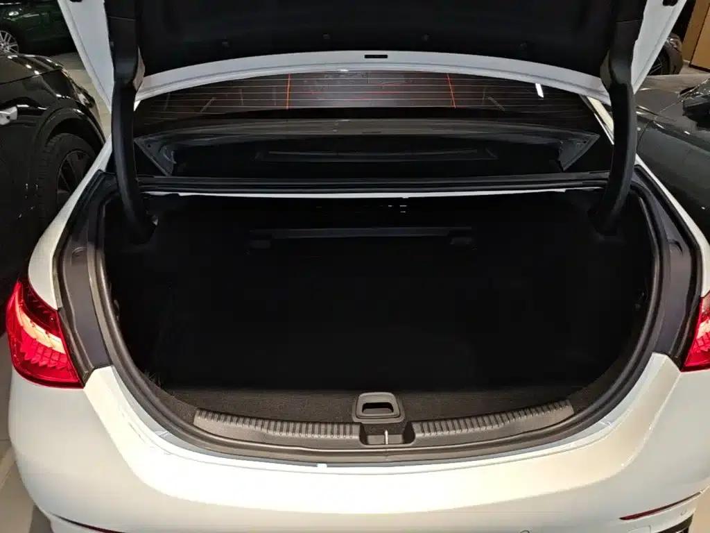 Mercedes-Benz C-Class 2024 Facelift C 260 L Sport Edition — миниатюра 19