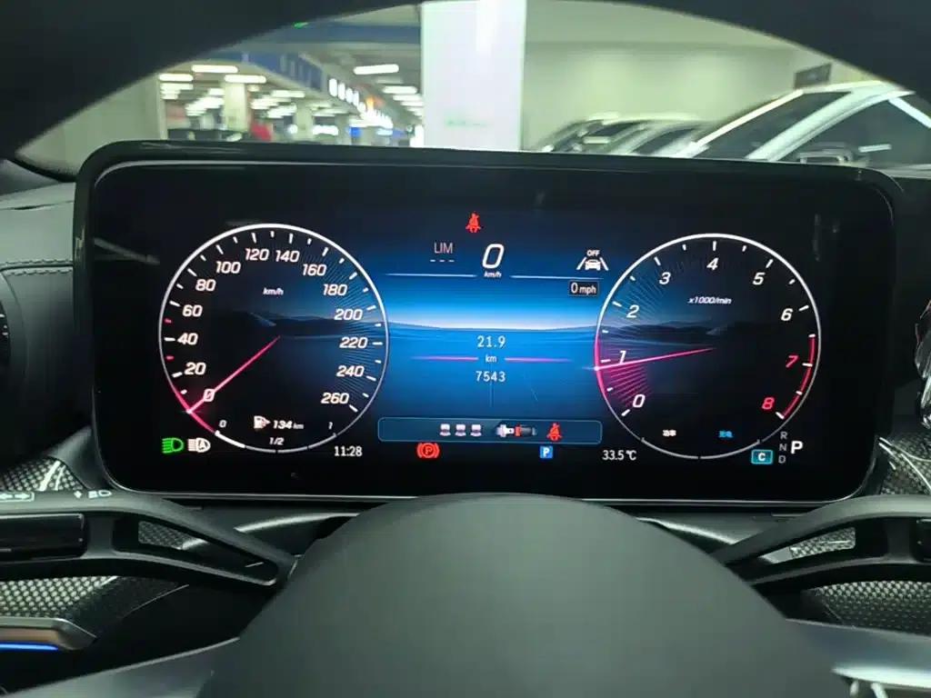 Mercedes-Benz C-Class 2025 Facelift C 260 L Sport Edition — миниатюра 12