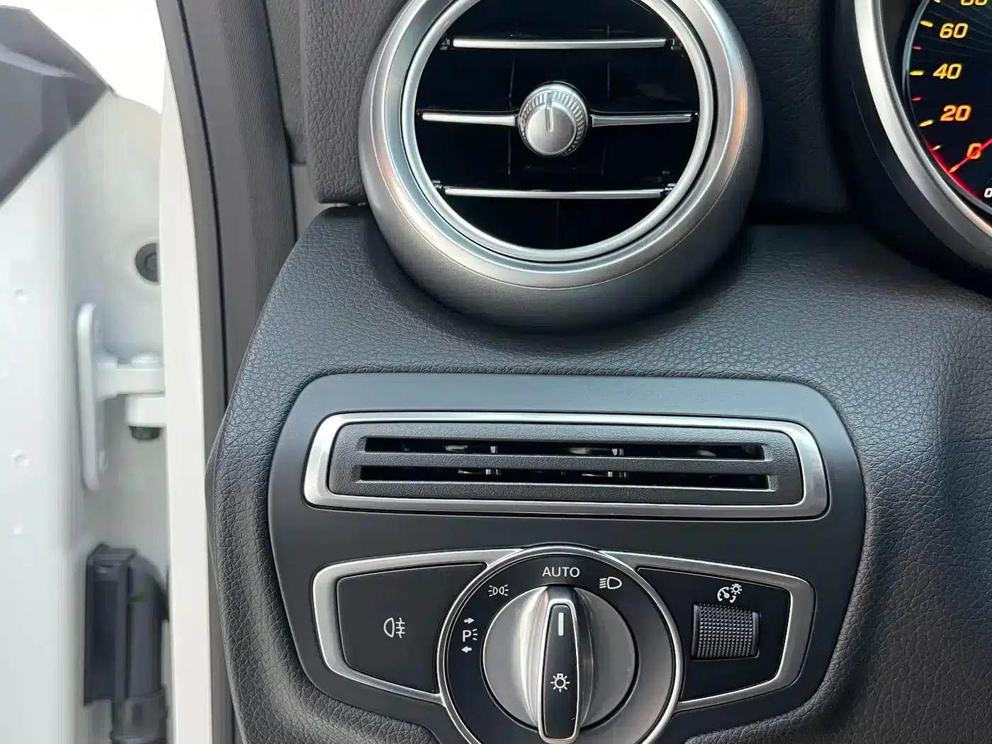 Mercedes-Benz C-Class (Imported) 2021 C 200 Coupe — миниатюра 19