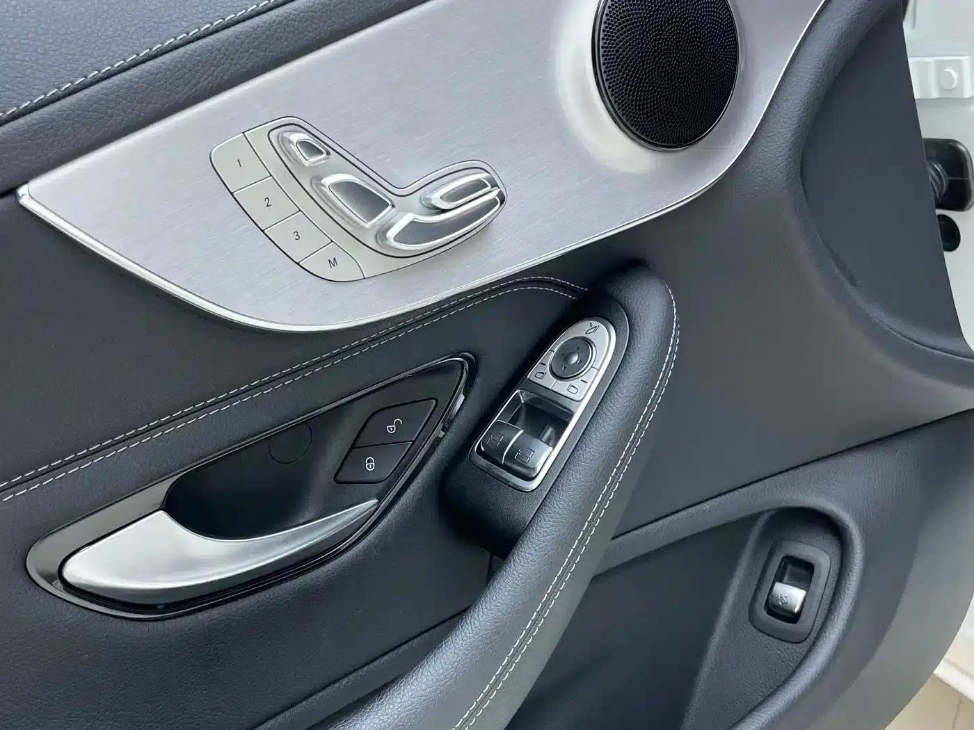 Mercedes-Benz C-Class (Imported) 2021 C 200 Coupe — миниатюра 20