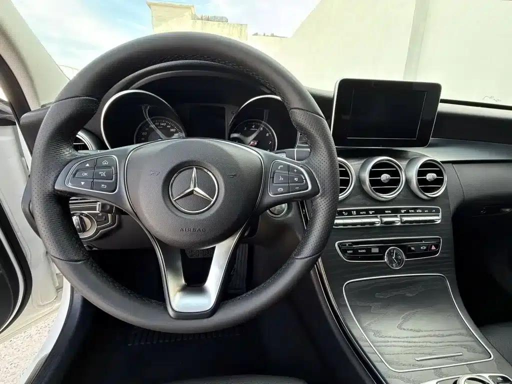 Imported Mercedes-Benz C-Class 2018 C 200 Estate — миниатюра 4