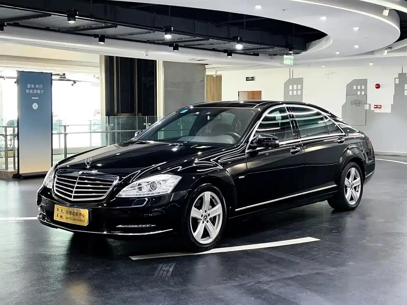 Mercedes-Benz S-Class 2012 S 300 L Grand Edition — миниатюра 1