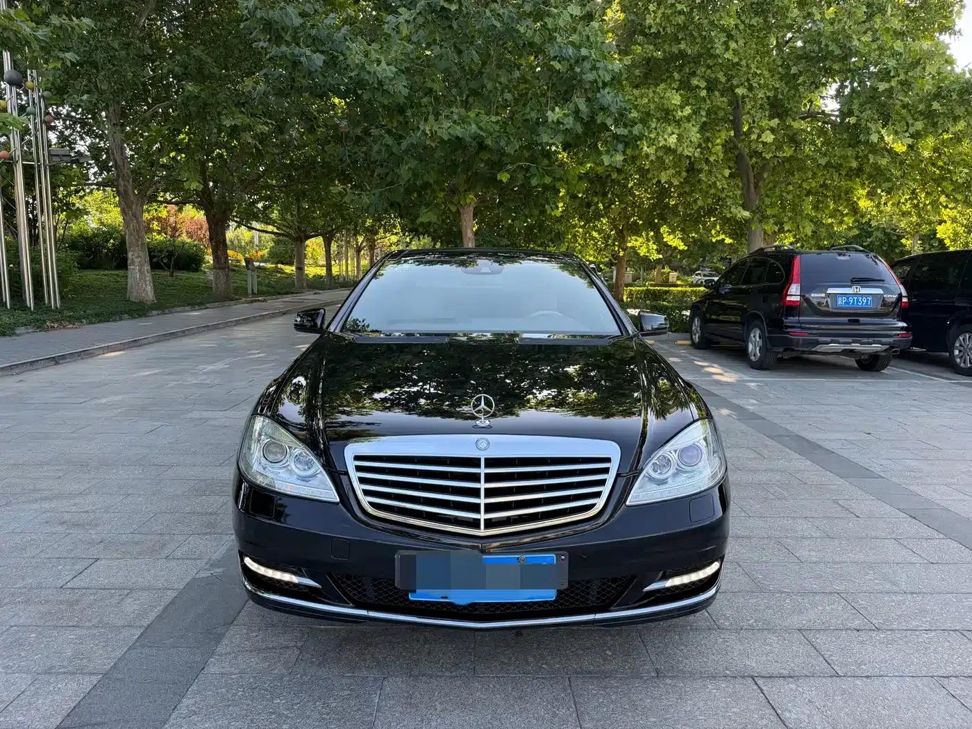 Mercedes-Benz S-Class 2012 S 300 L Grand Edition — миниатюра 2