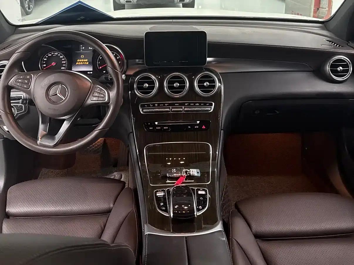 2016 Mercedes-Benz GLC 260 4MATIC Luxury — миниатюра 9