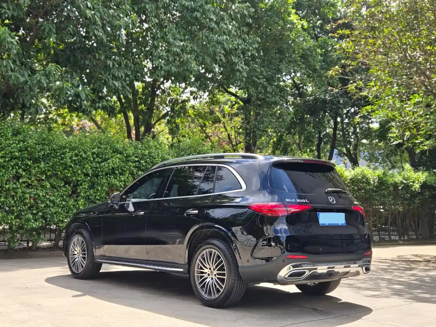 2024 Mercedes-Benz GLC 260 L 4MATIC Dynamic 5-seater — миниатюра 14