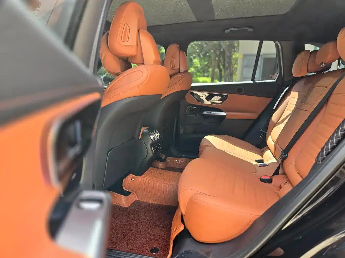 2024 Mercedes-Benz GLC 260 L 4MATIC Dynamic 5-seater — миниатюра 5