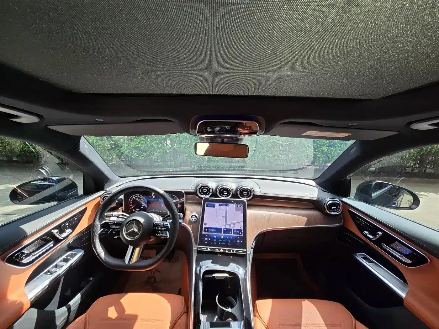 2024 Mercedes-Benz GLC 260 L 4MATIC Dynamic 5-seater — миниатюра 8