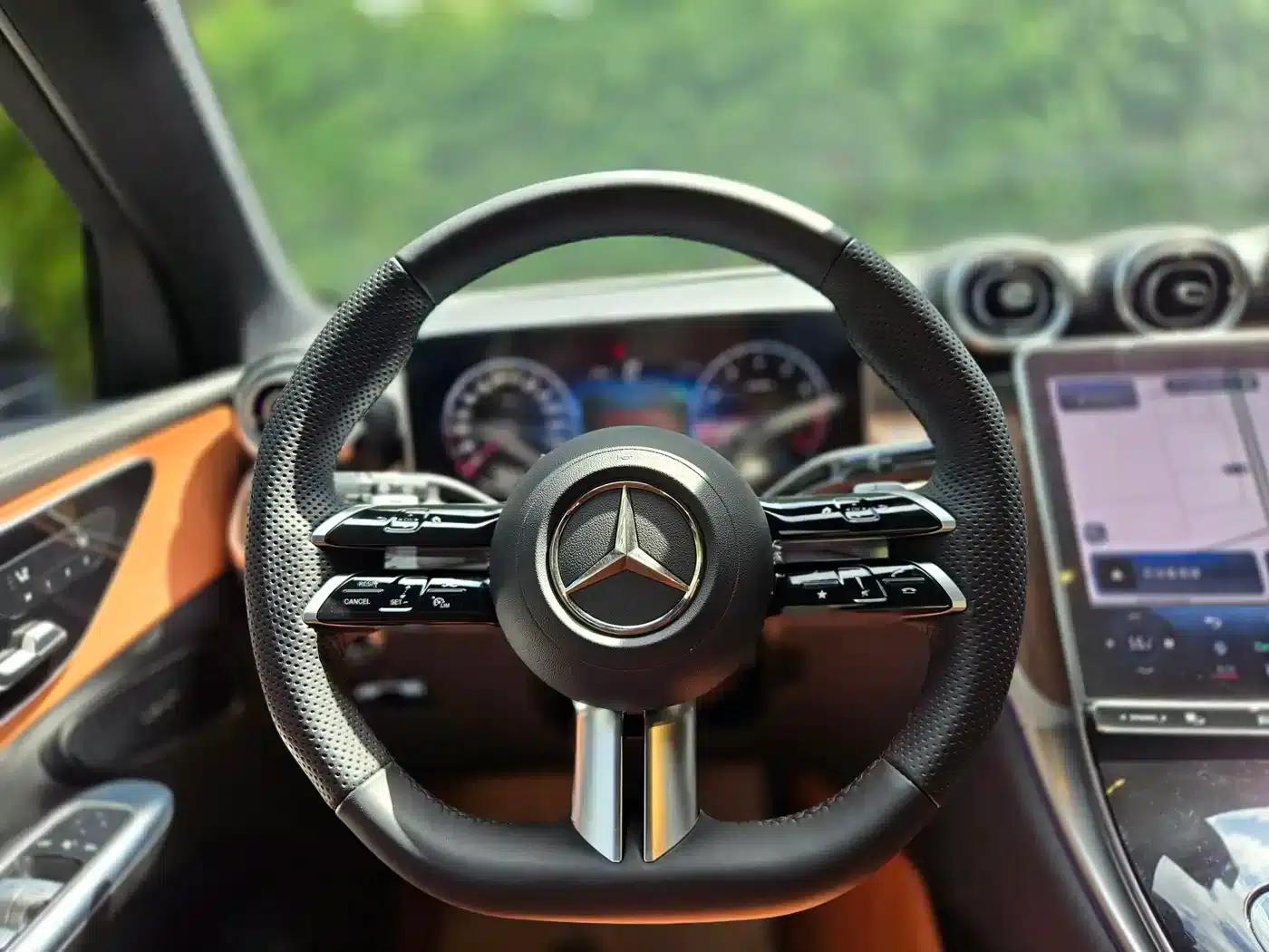 2024 Mercedes-Benz GLC 260 L 4MATIC Dynamic 5-seater — миниатюра 10