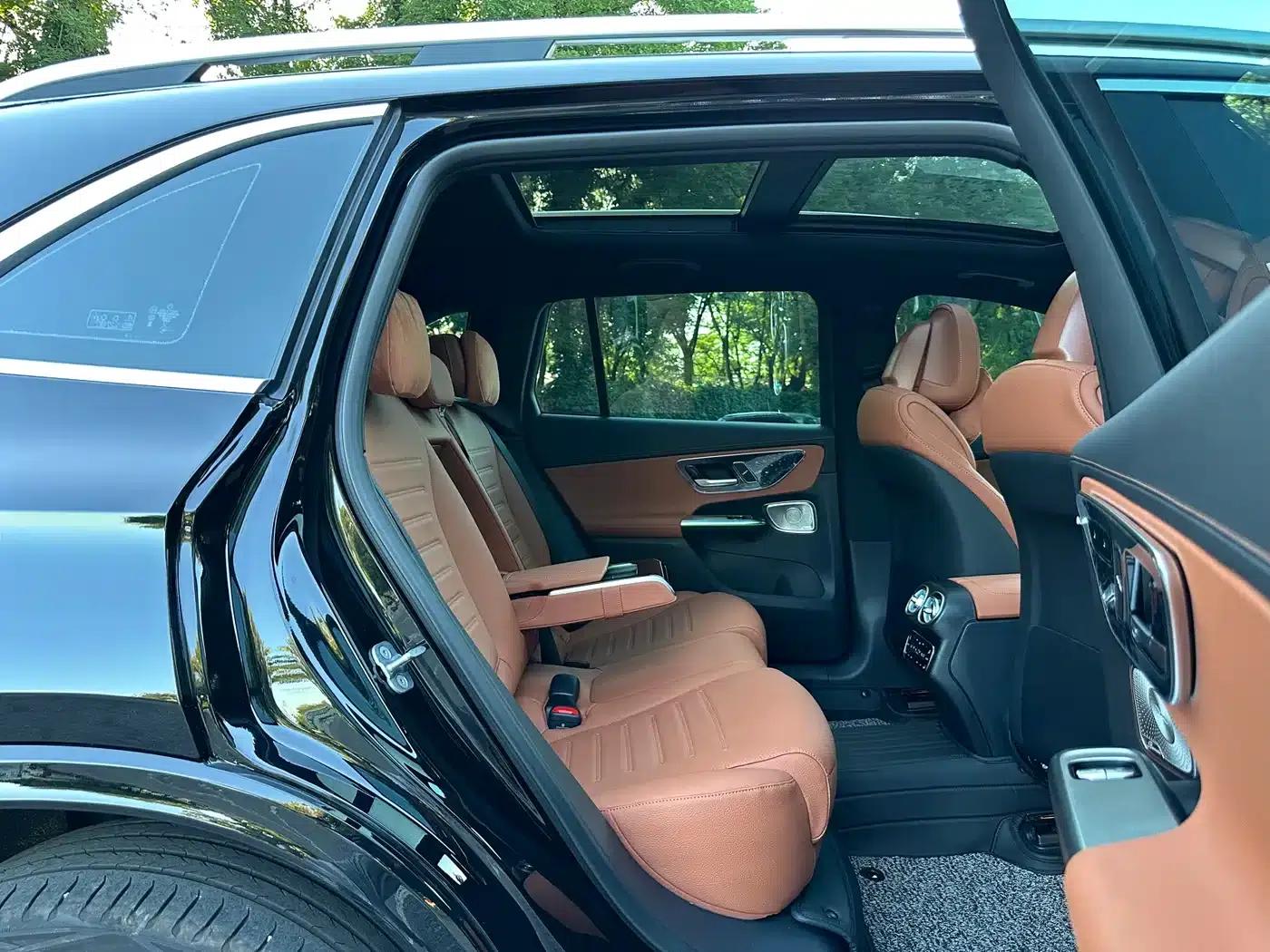 2025 Mercedes-Benz GLC 300 L 4MATIC Luxury 5-seater — миниатюра 12