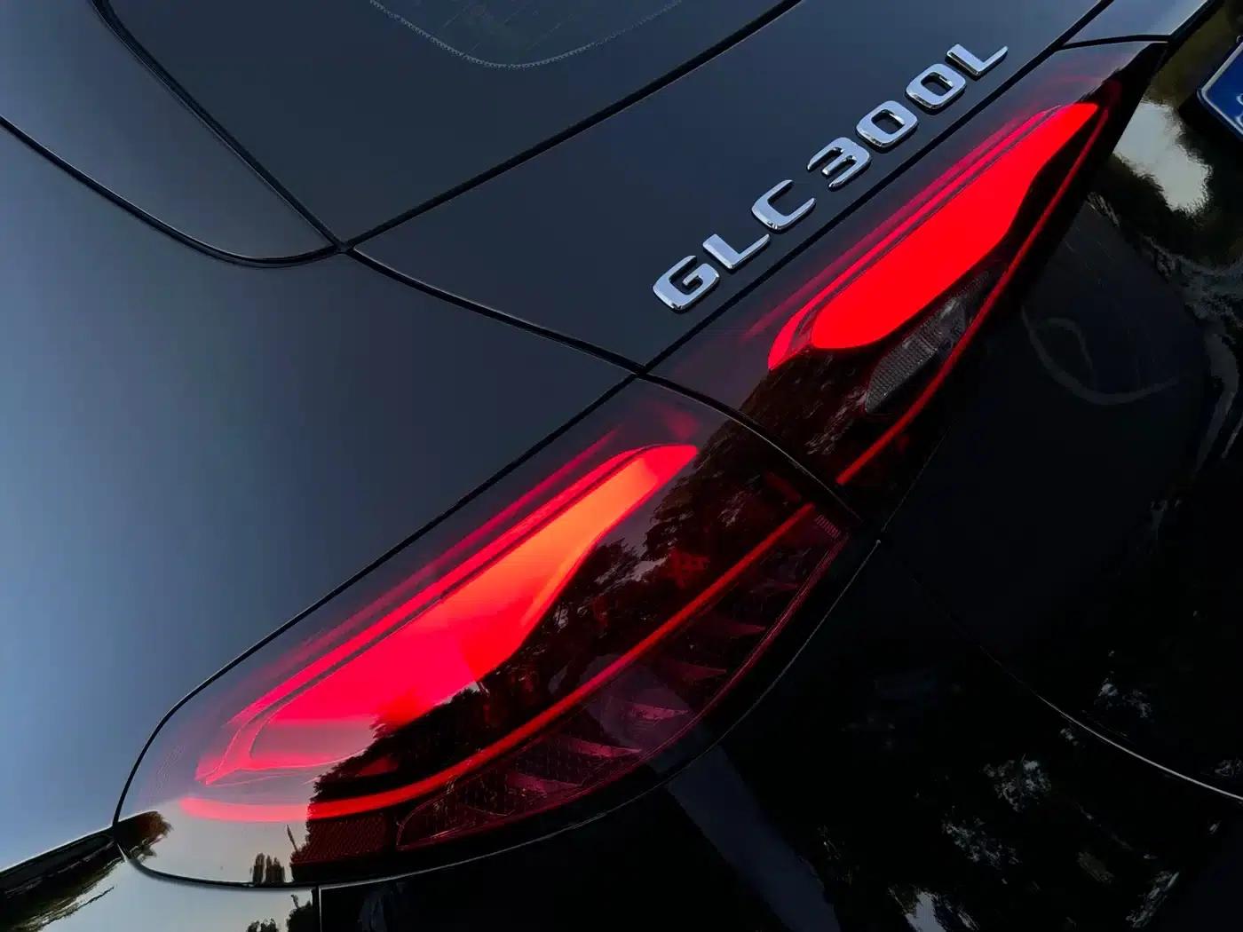 2025 Mercedes-Benz GLC 300 L 4MATIC Luxury 5-seater — миниатюра 15
