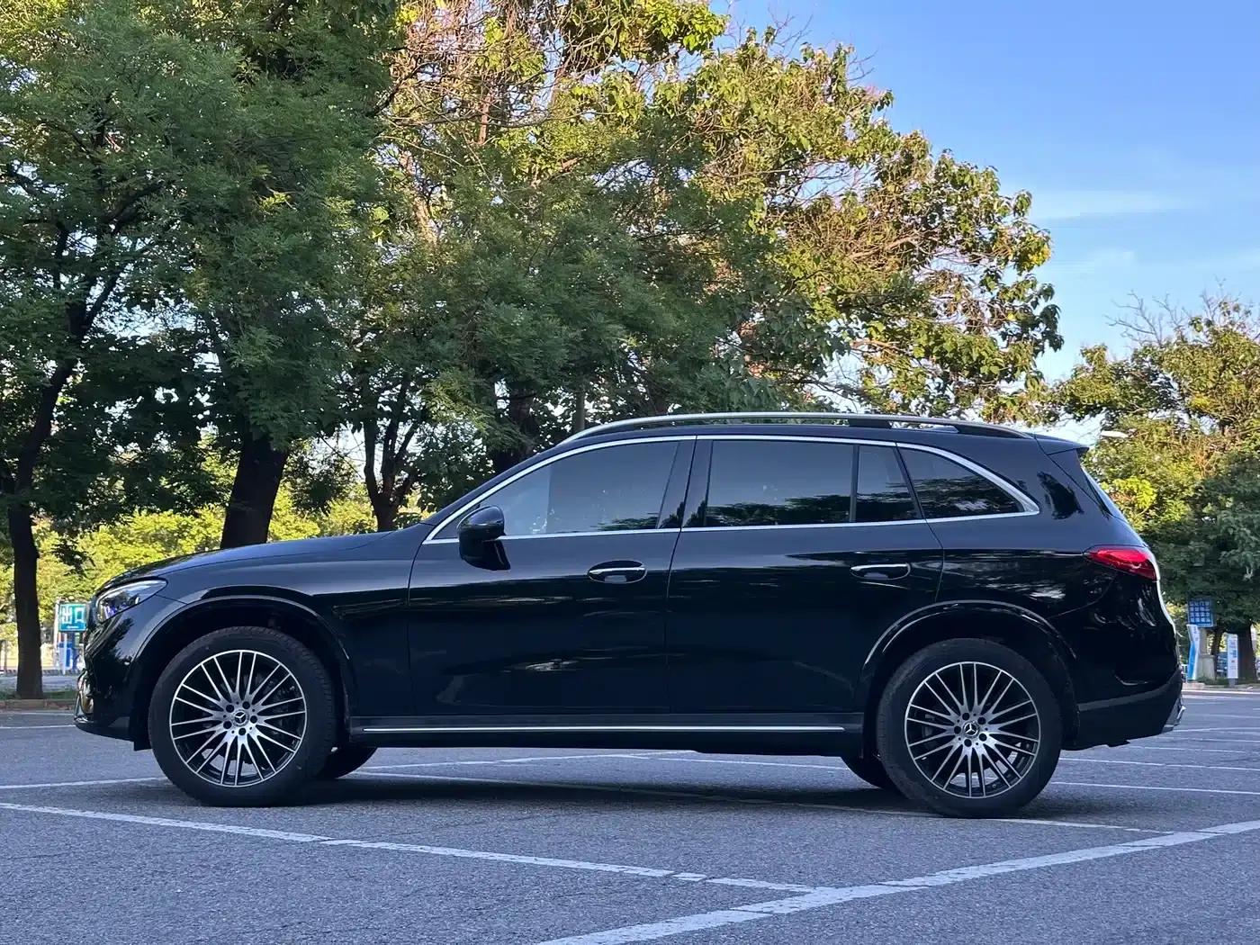 2025 Mercedes-Benz GLC 300 L 4MATIC Luxury 5-seater — миниатюра 17