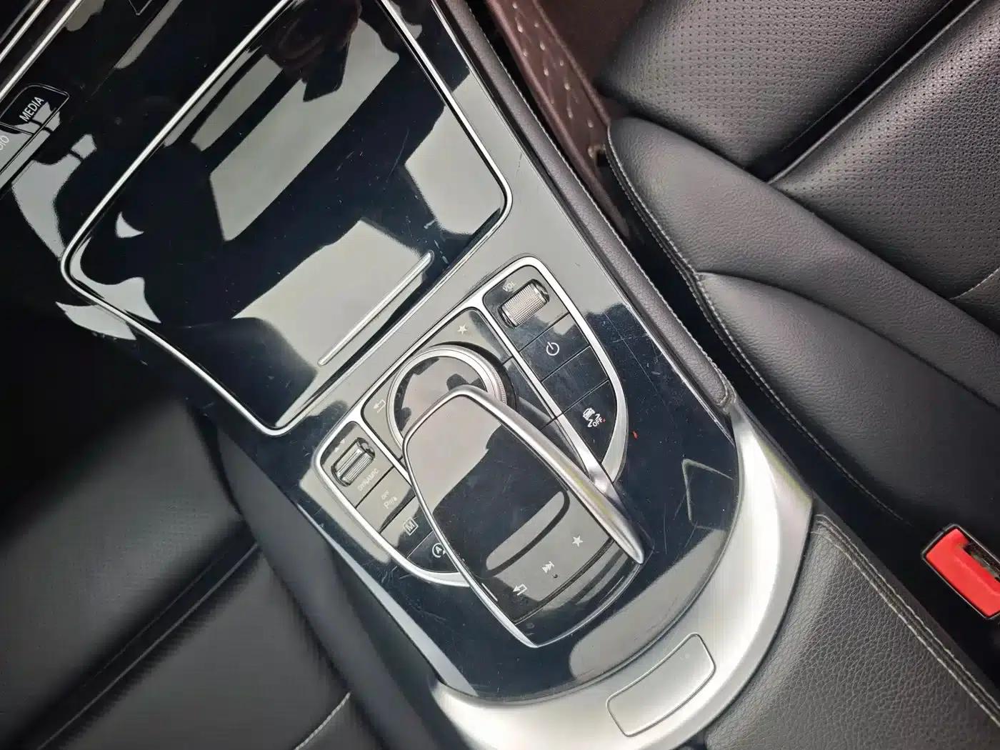 2017 Mercedes-Benz GLC 200 4MATIC — миниатюра 20