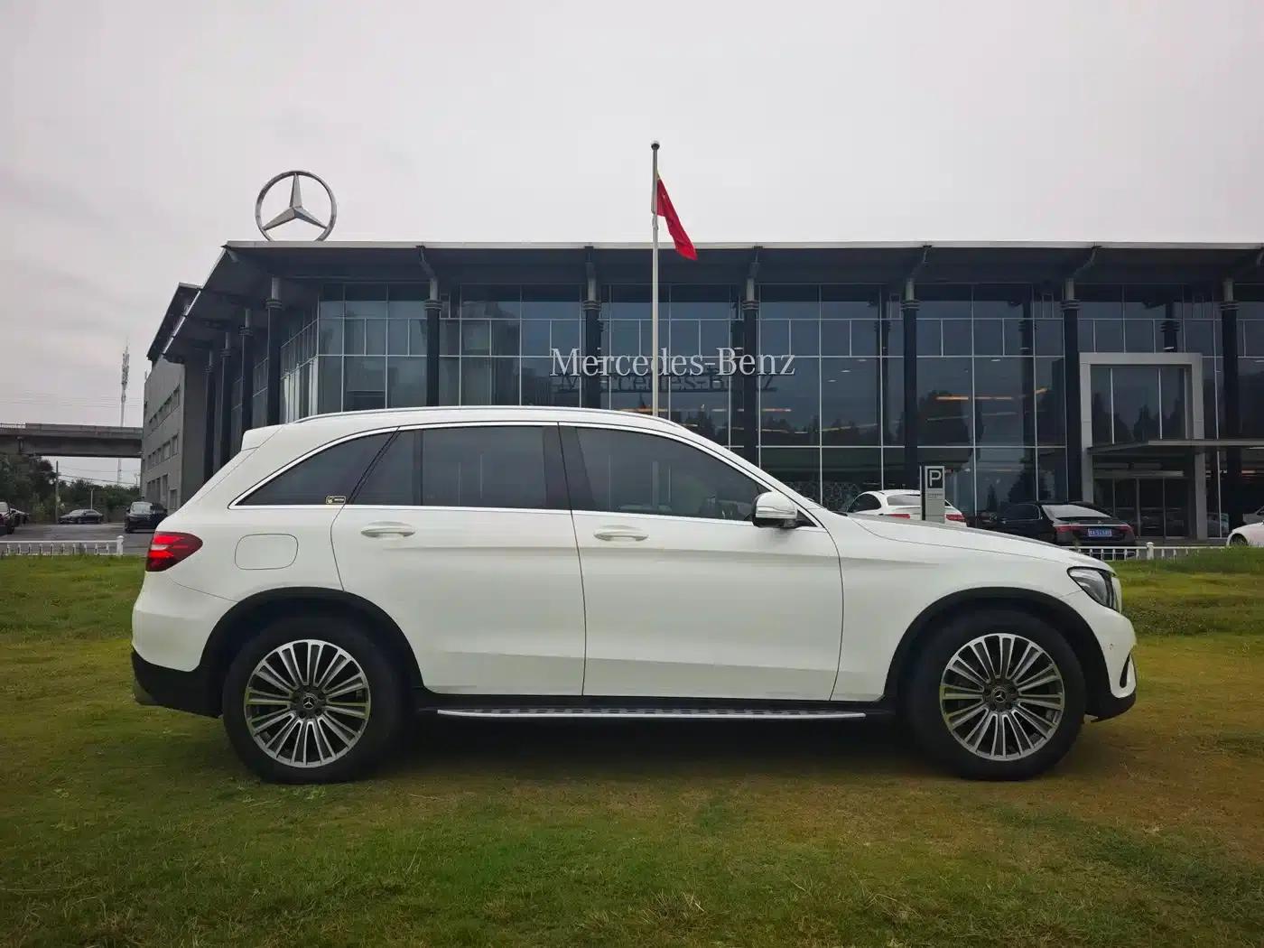 2017 Mercedes-Benz GLC 200 4MATIC — миниатюра 4