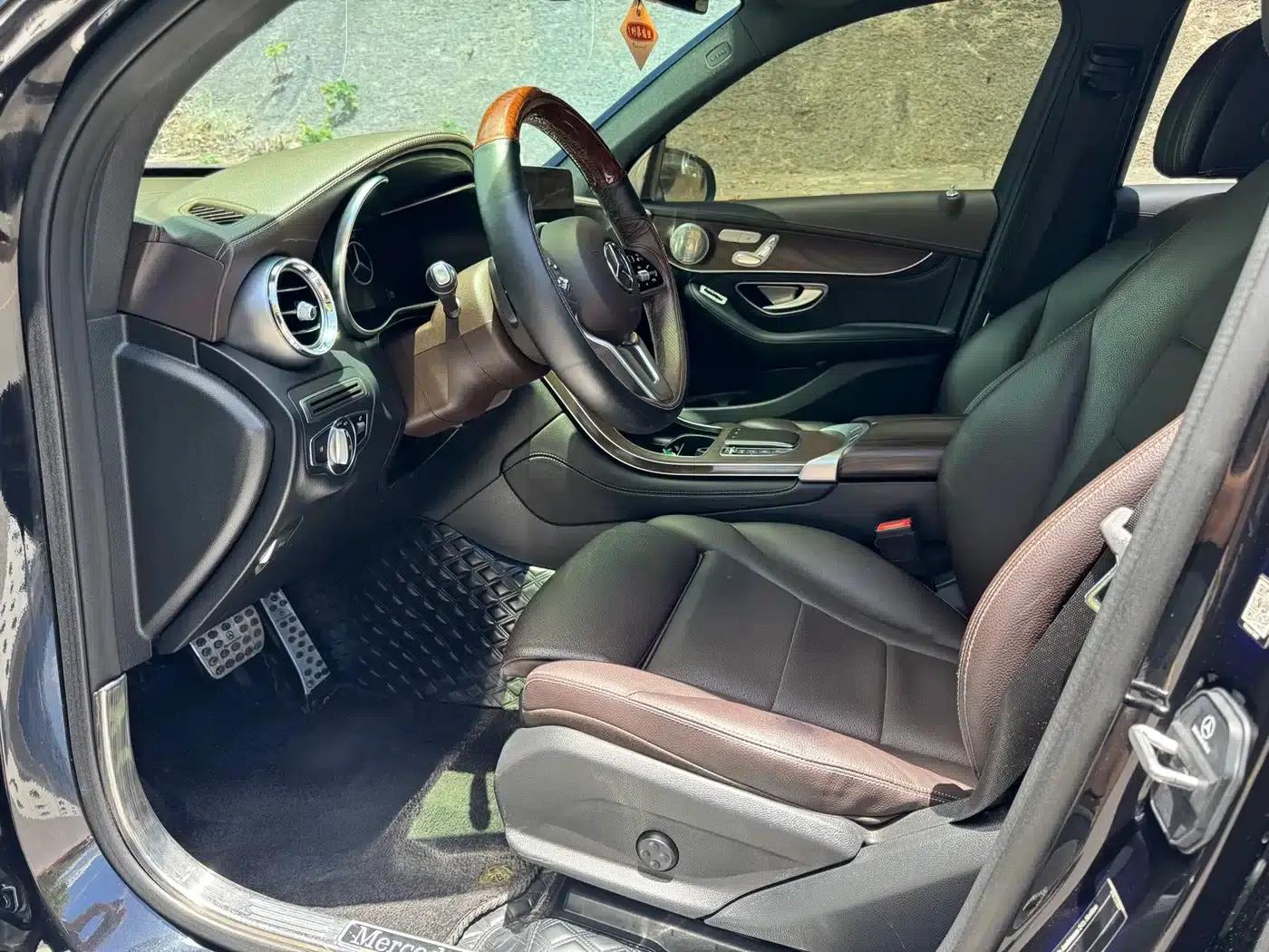 2020 Mercedes-Benz GLC Facelift: GLC 260 L 4MATIC Luxury — миниатюра 9