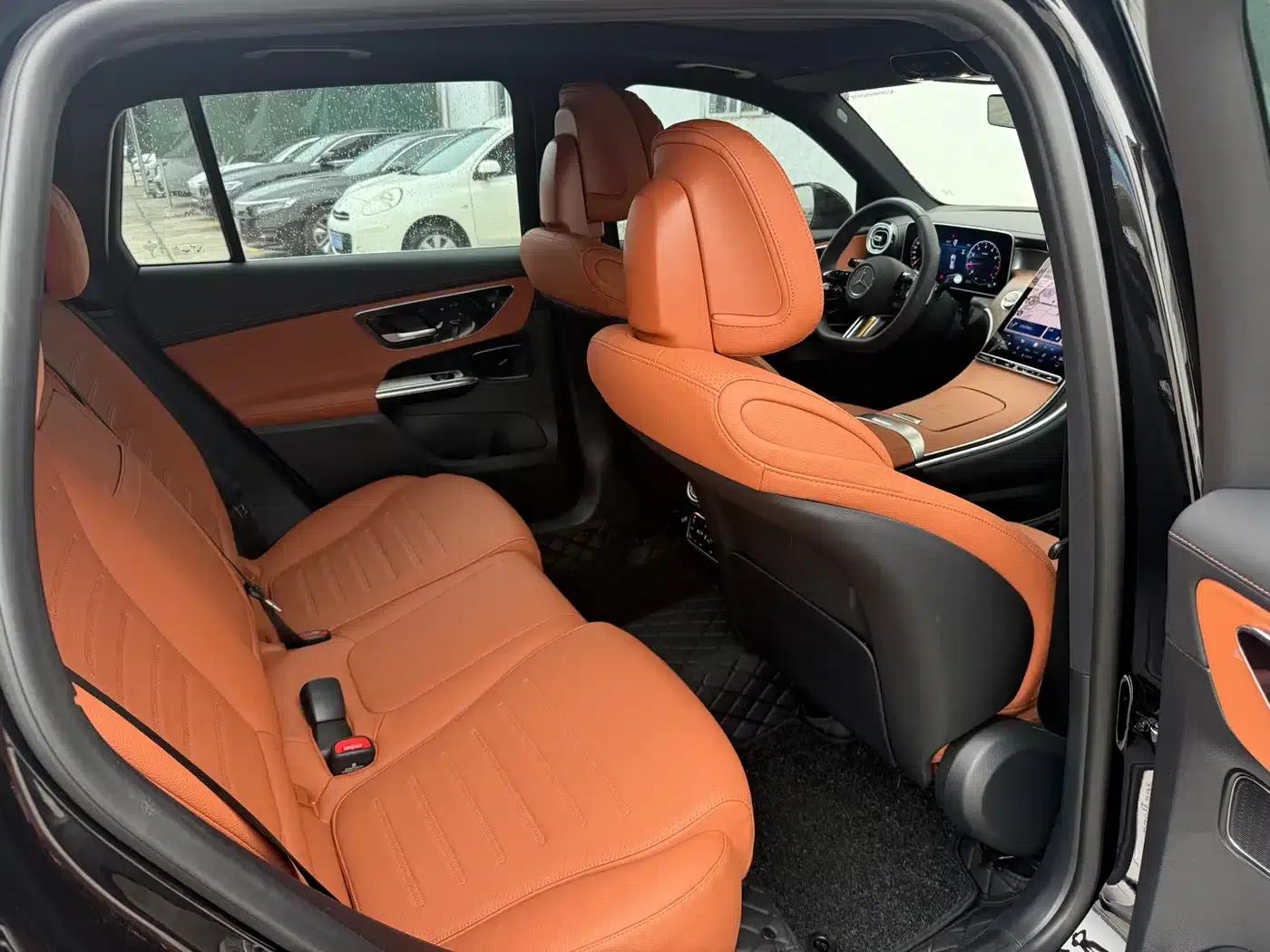 2025 Mercedes-Benz GLC Facelift: GLC 300 L 4MATIC Dynamic 5-Seater — миниатюра 5