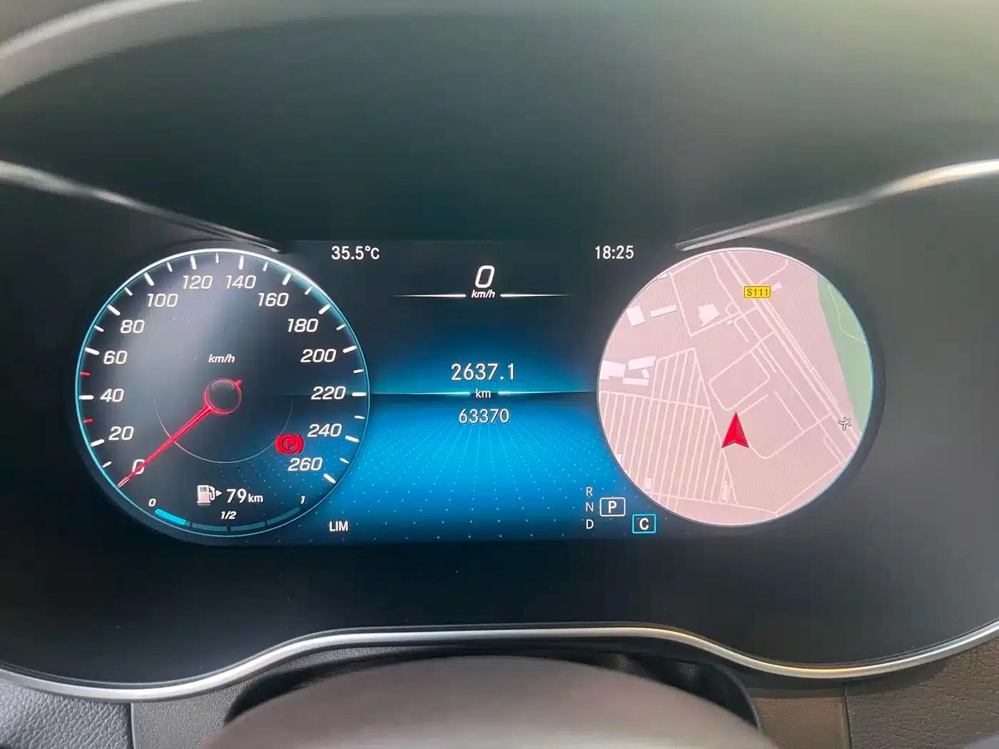 2020 Mercedes-Benz GLC 260 L 4MATIC Luxury — миниатюра 17