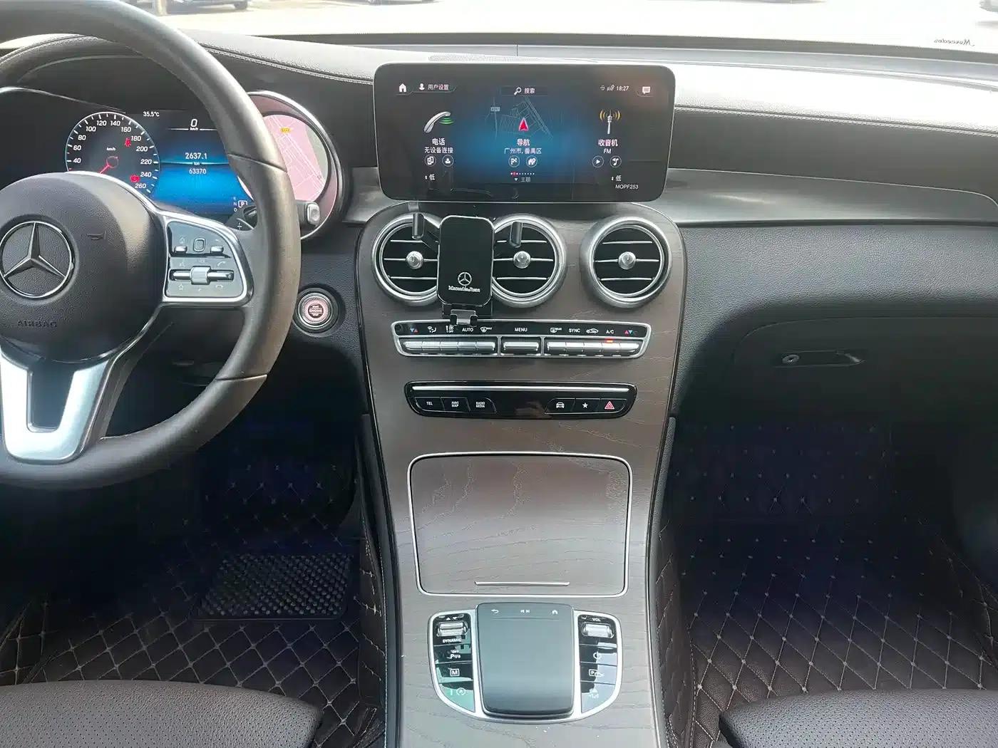 2020 Mercedes-Benz GLC 260 L 4MATIC Luxury — миниатюра 20