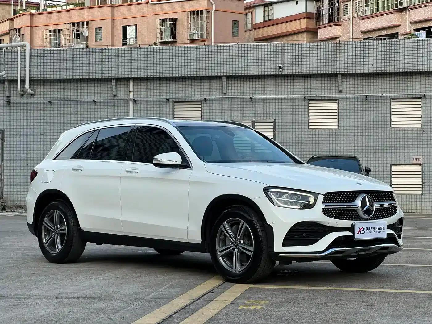 2020 Mercedes-Benz GLC 260 L 4MATIC Luxury — миниатюра 3