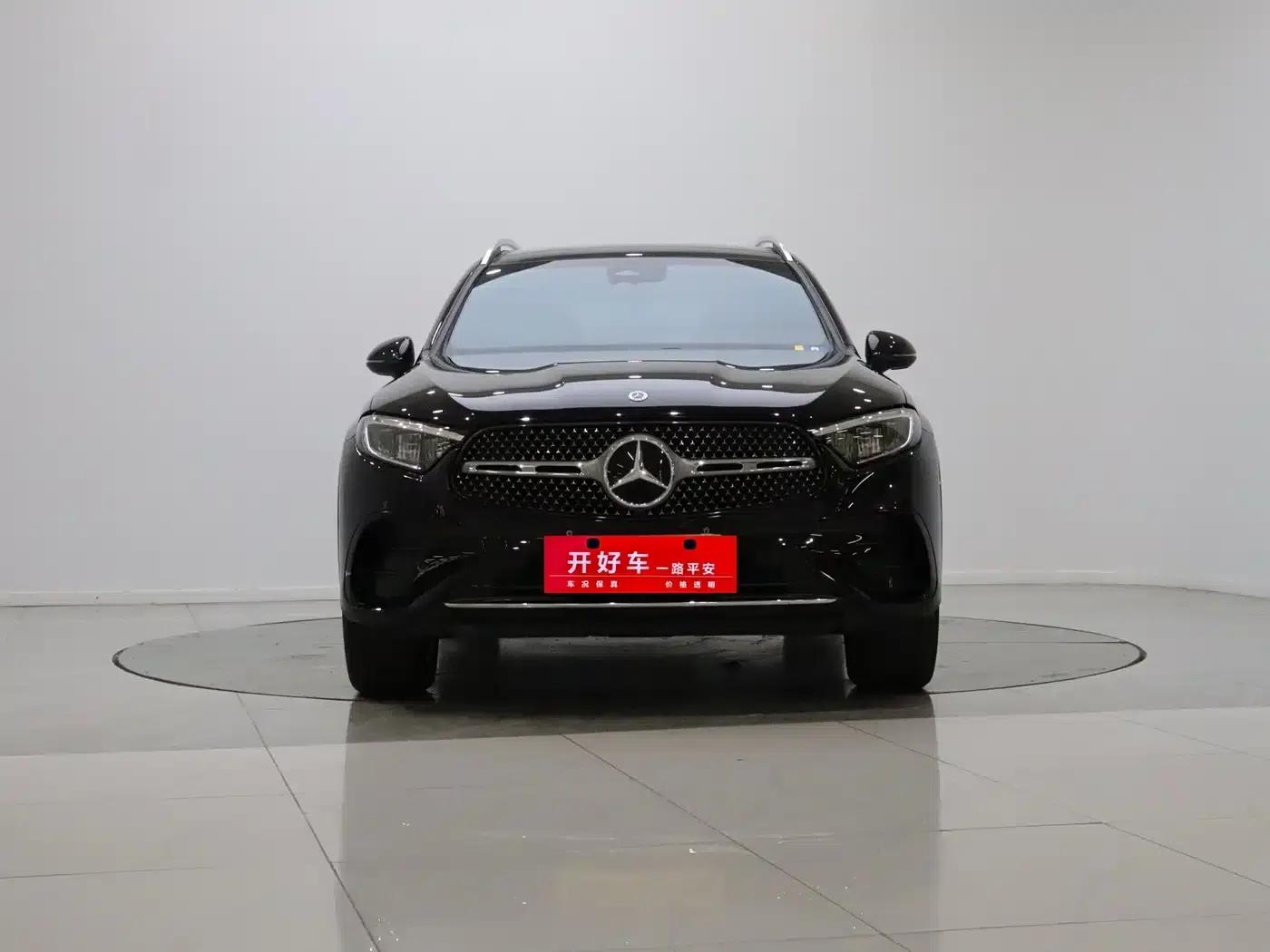 2024 Mercedes-Benz GLC 260 L 4MATIC Luxury 5-seater — миниатюра 2