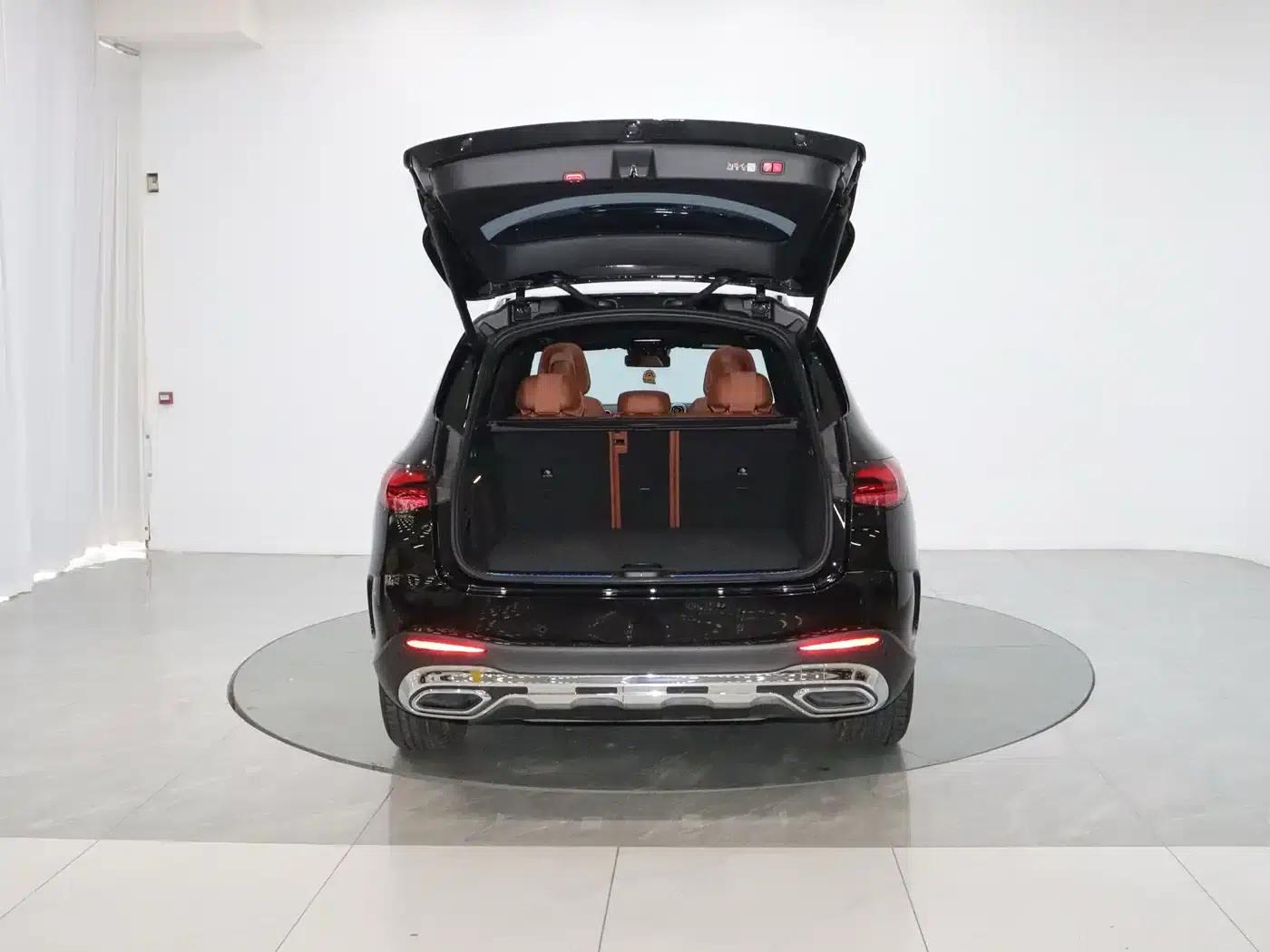 2024 Mercedes-Benz GLC 260 L 4MATIC Luxury 5-seater — миниатюра 14