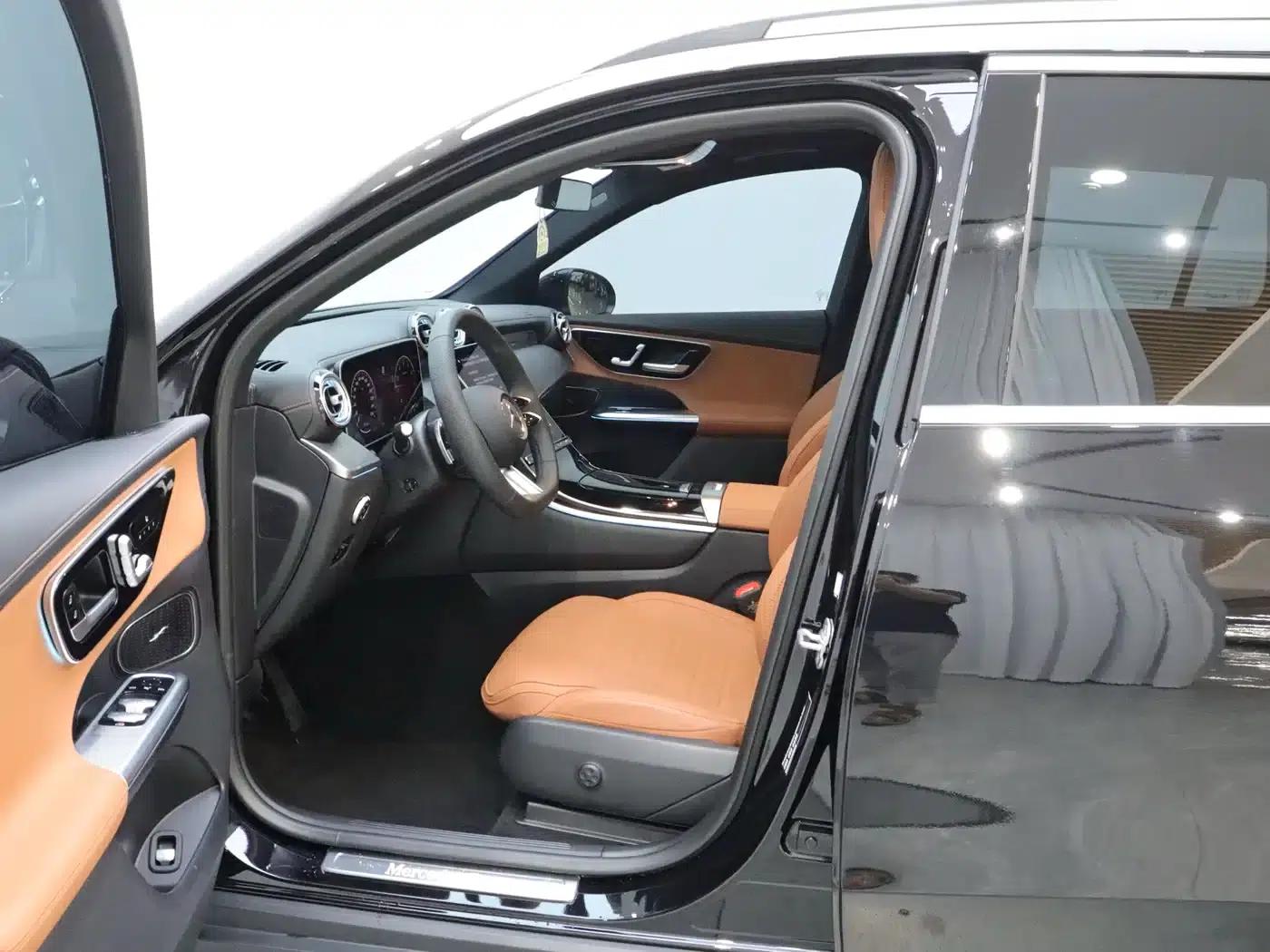 2024 Mercedes-Benz GLC 260 L 4MATIC Luxury 5-seater — миниатюра 16