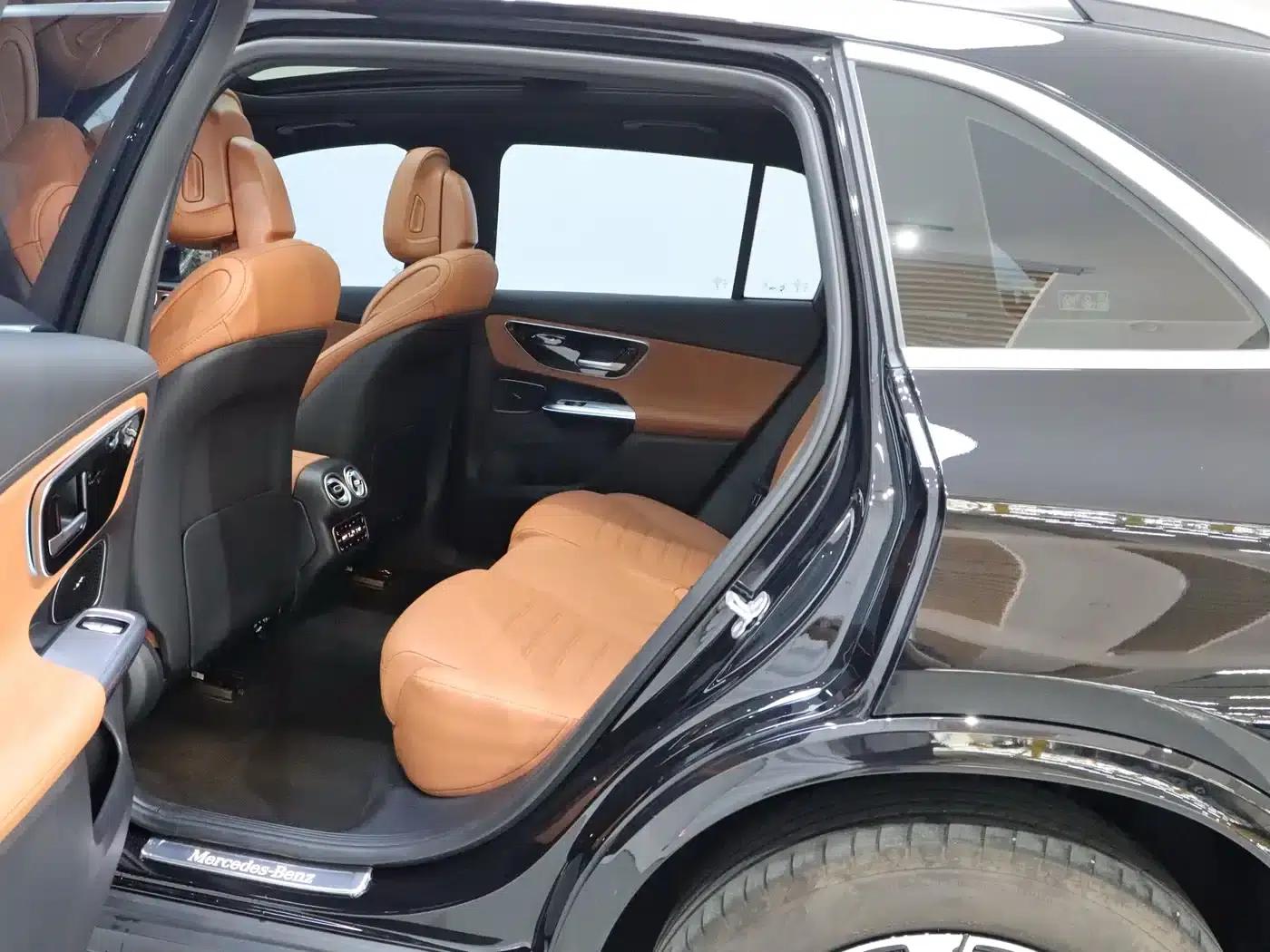 2024 Mercedes-Benz GLC 260 L 4MATIC Luxury 5-seater — миниатюра 17