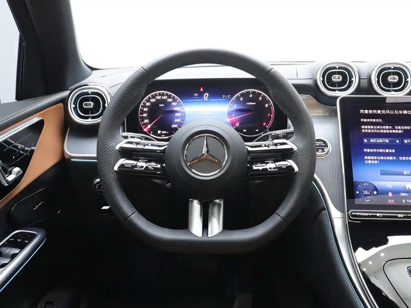 2024 Mercedes-Benz GLC 260 L 4MATIC Luxury 5-seater — миниатюра 22