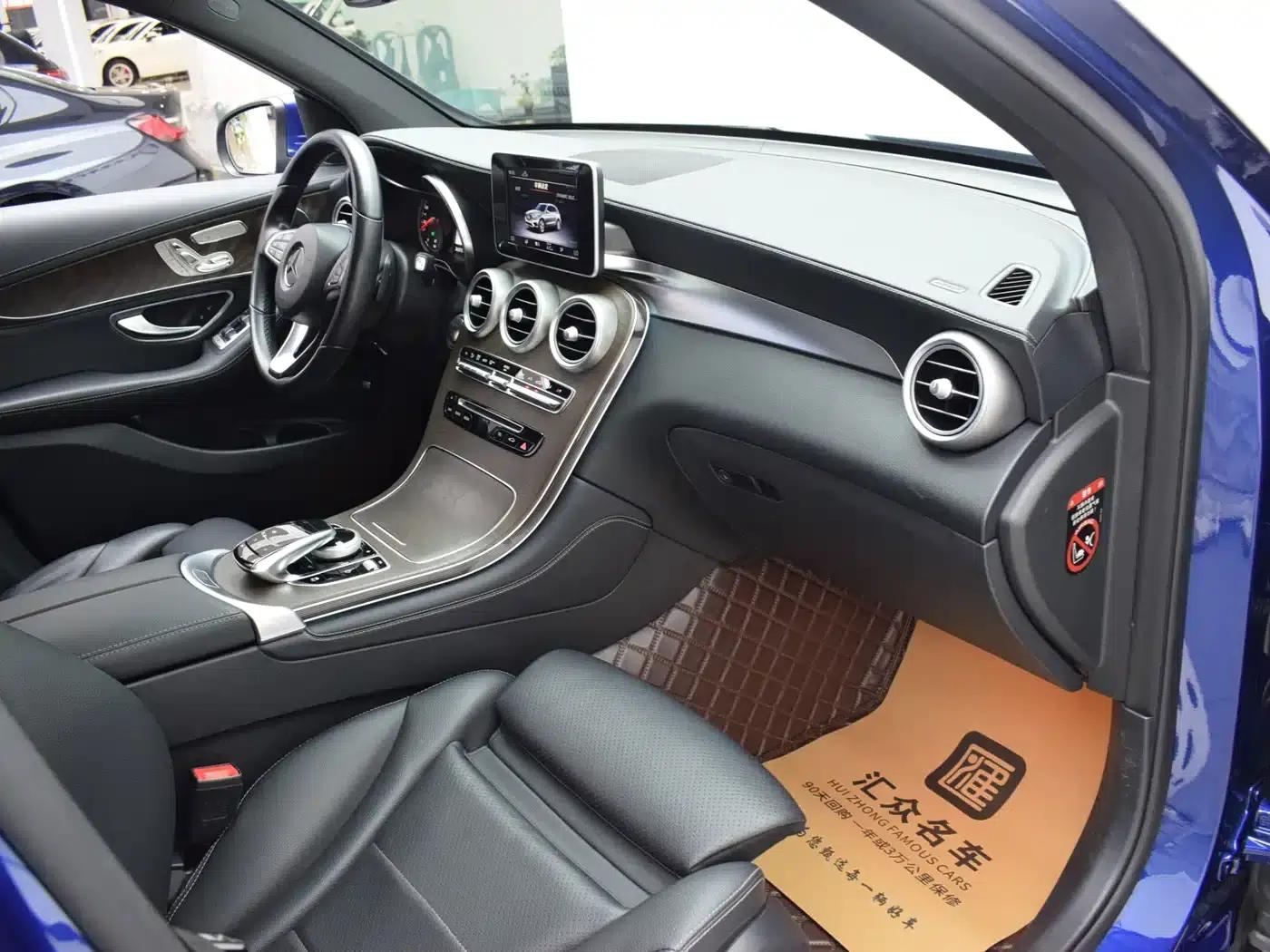 2019 Mercedes-Benz GLC 300 L 4MATIC Dynamic — миниатюра 20