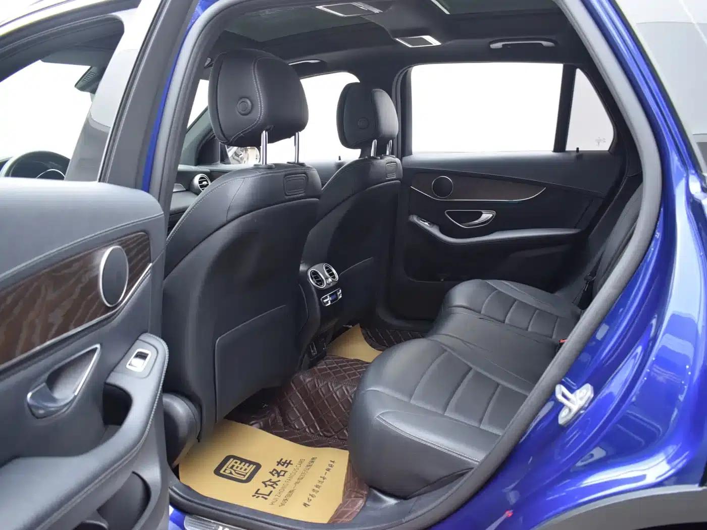 2019 Mercedes-Benz GLC 300 L 4MATIC Dynamic — миниатюра 7