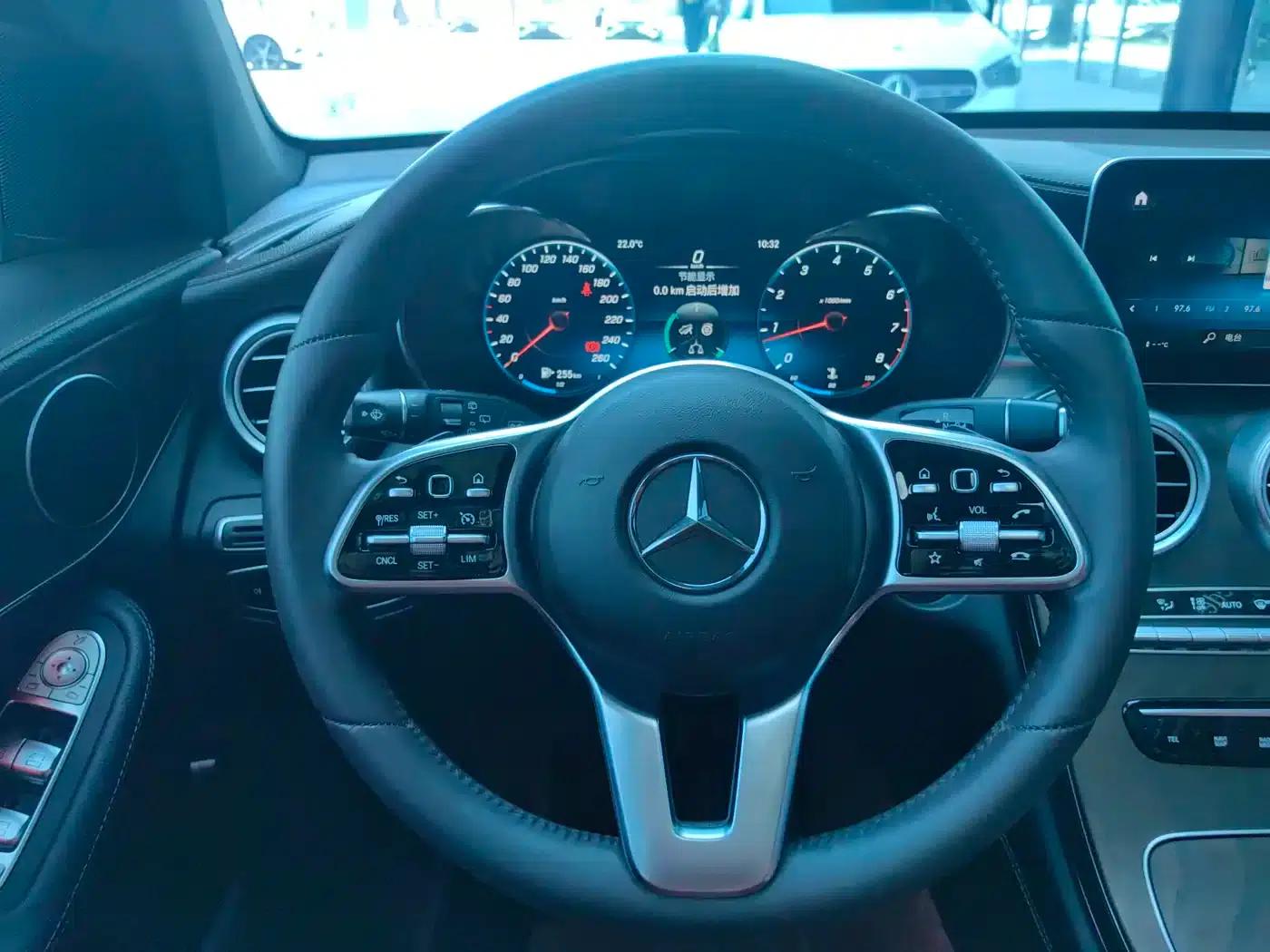 2020 Mercedes-Benz GLC 260 L 4MATIC Luxury — миниатюра 11