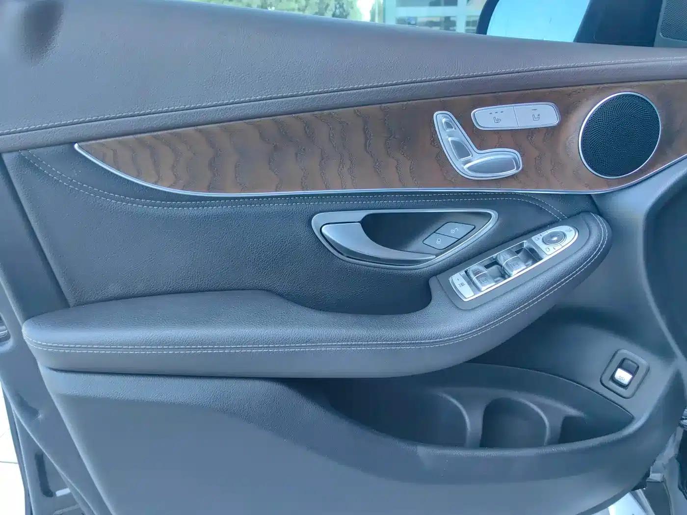 2020 Mercedes-Benz GLC 260 L 4MATIC Luxury — миниатюра 15