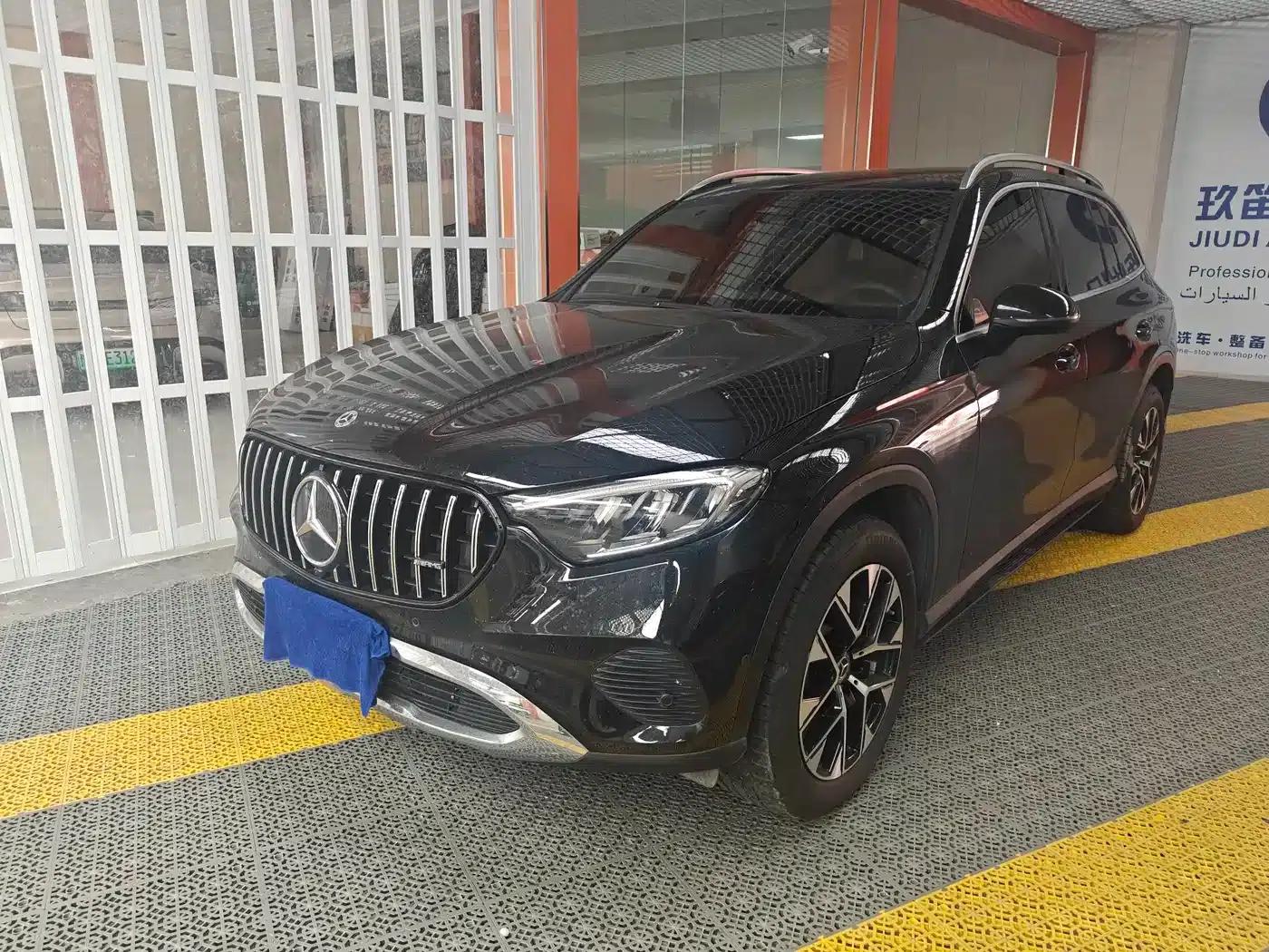 2024 Mercedes-Benz GLC 260 L 4MATIC Dynamic 5-seater — миниатюра 1