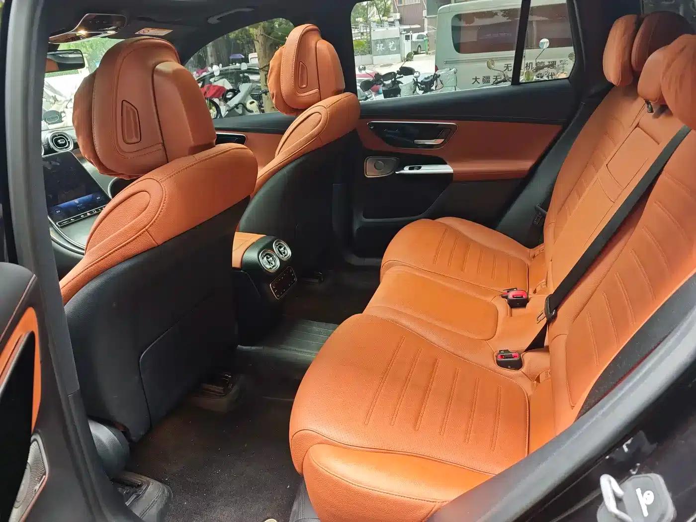 2024 Mercedes-Benz GLC 260 L 4MATIC Dynamic 5-seater — миниатюра 11