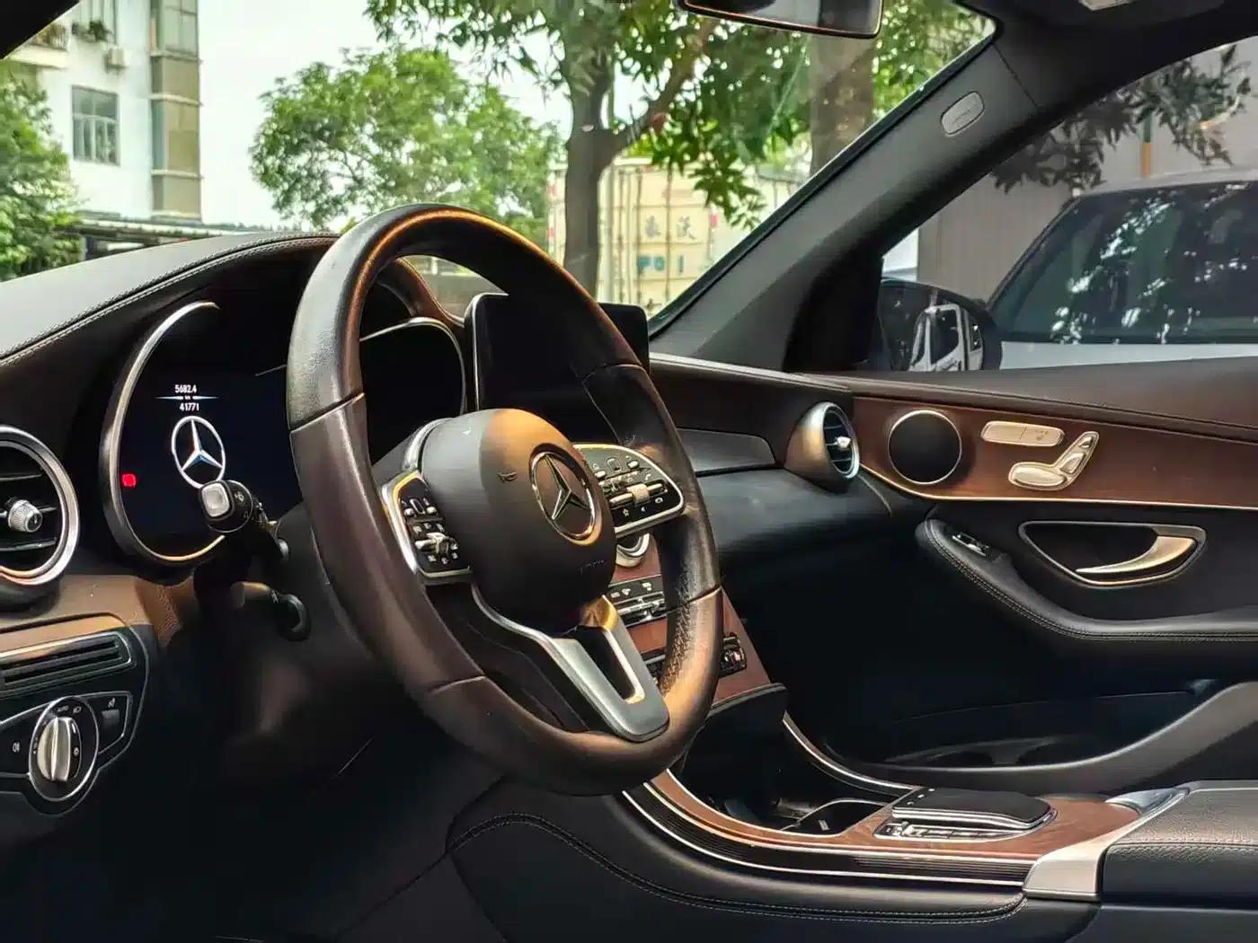 Mercedes-Benz GLC 2022 Facelift - GLC 260 L 4MATIC Luxury — миниатюра 7