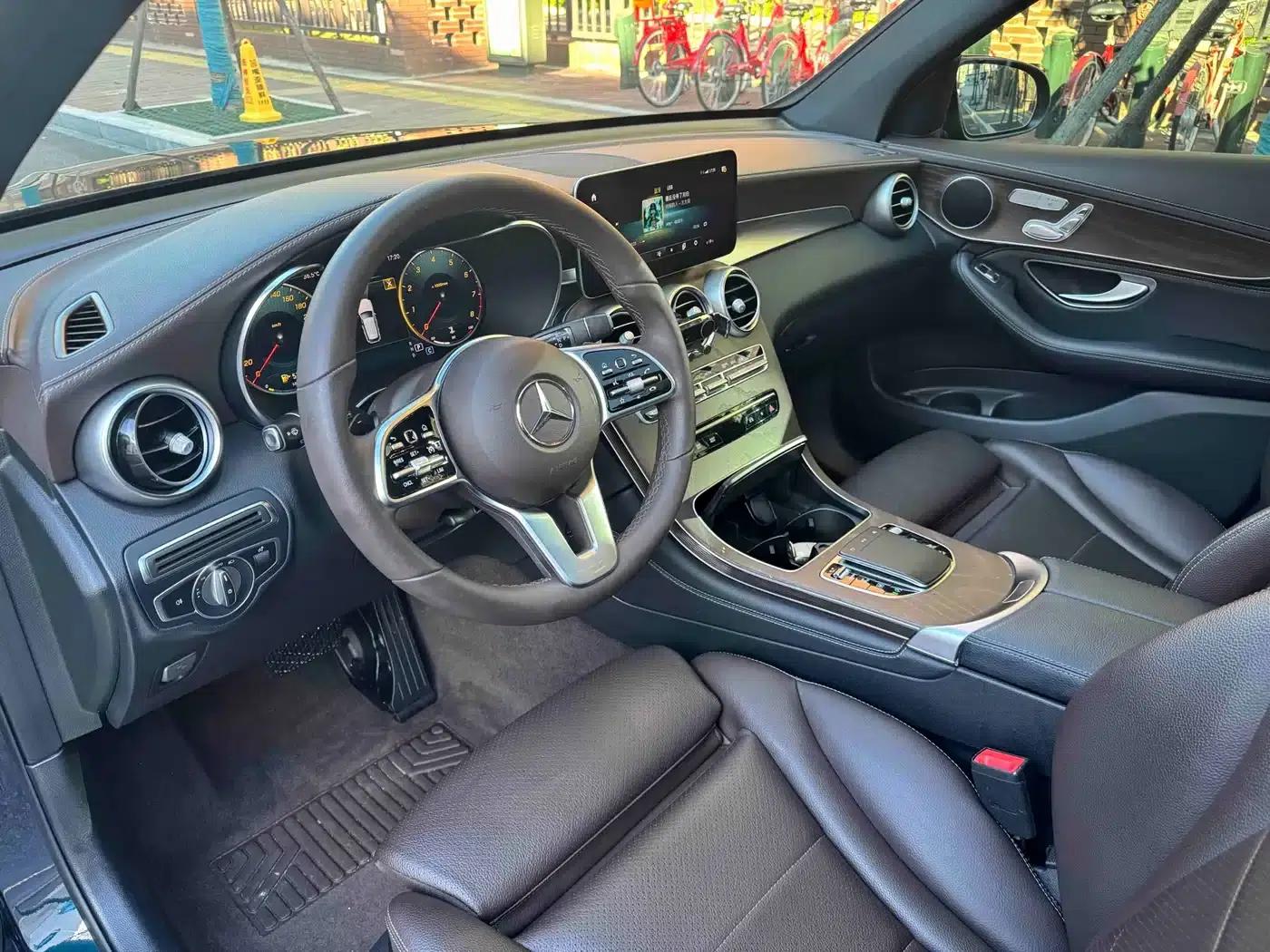 2020 Mercedes-Benz GLC 260 L 4MATIC Luxury — миниатюра 7