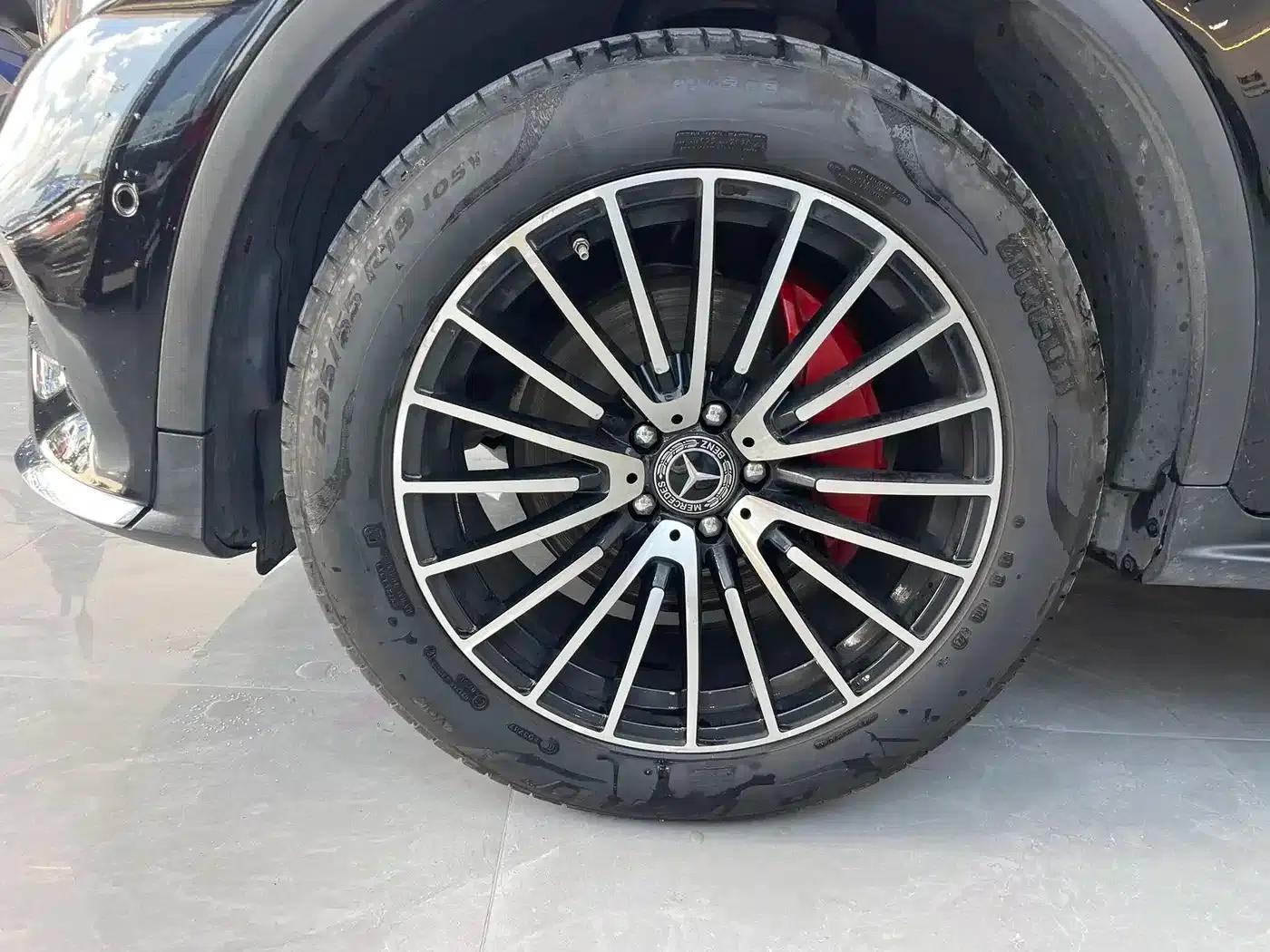 2019 Mercedes-Benz GLC 260 4MATIC Dynamic — миниатюра 10
