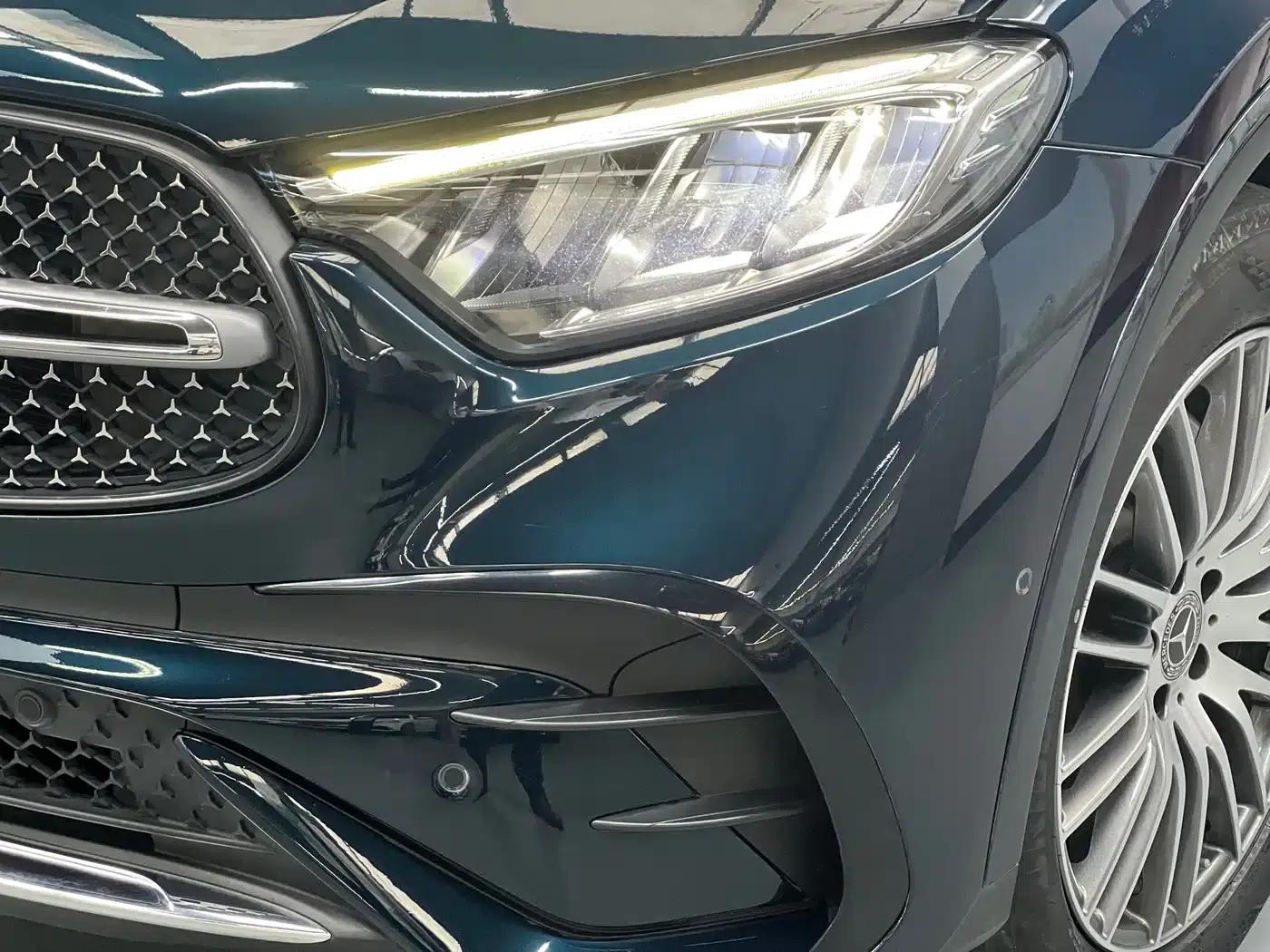 2024 Mercedes-Benz GLC 300 L 4MATIC Dynamic 5-seater — миниатюра 3