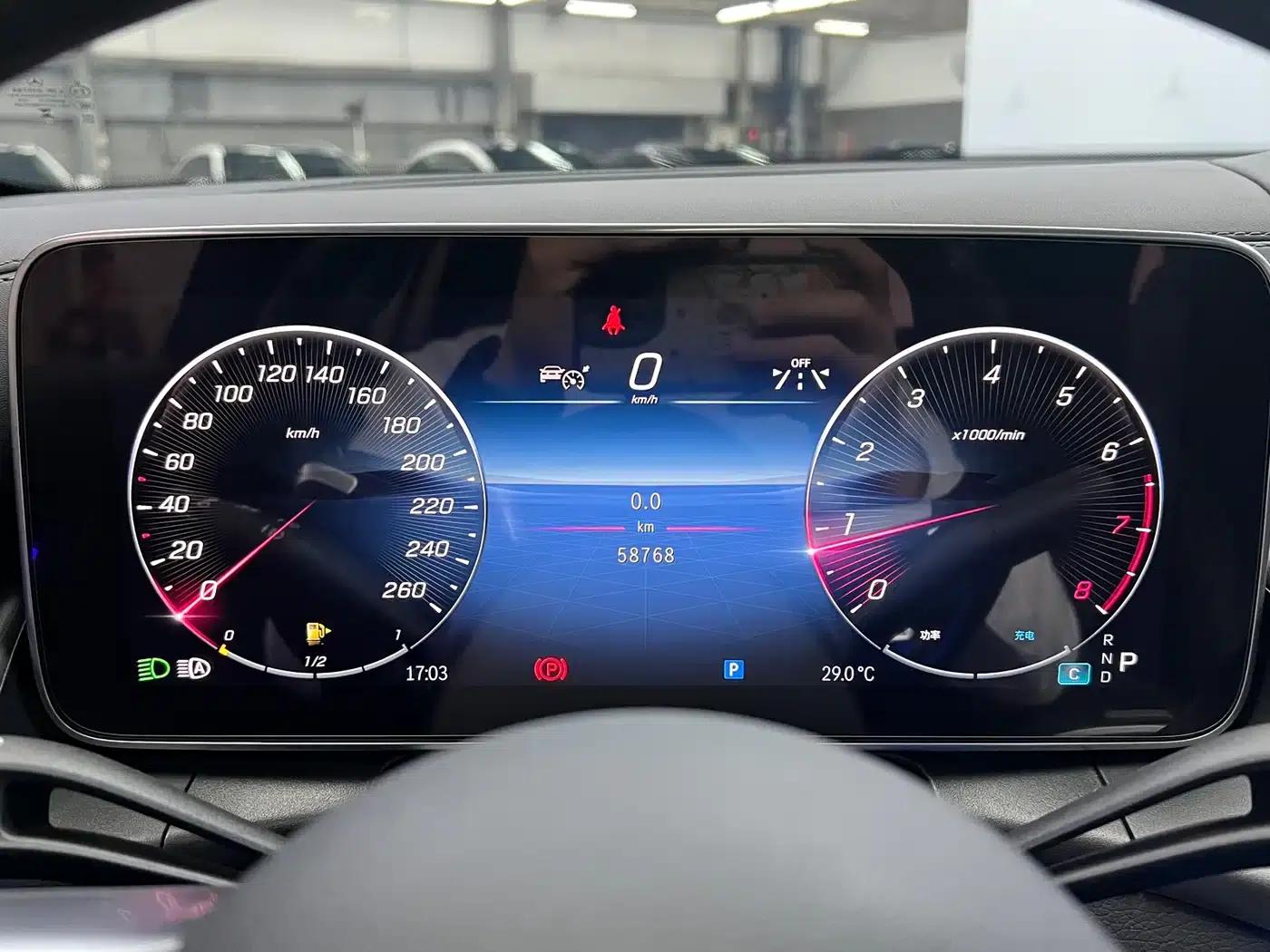 2024 Mercedes-Benz GLC 300 L 4MATIC Dynamic 5-seater — миниатюра 6