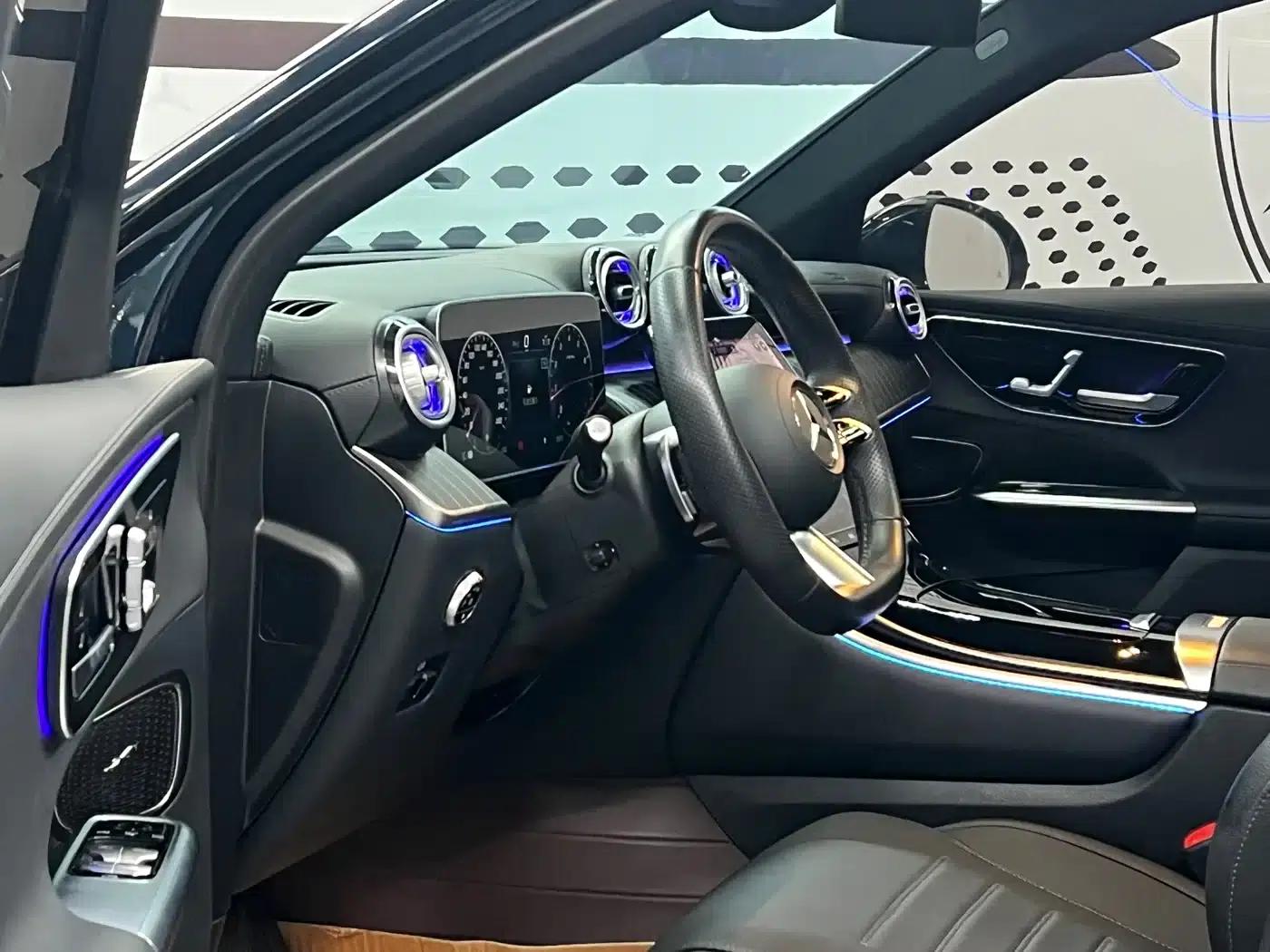 2024 Mercedes-Benz GLC 300 L 4MATIC Dynamic 5-seater — миниатюра 8