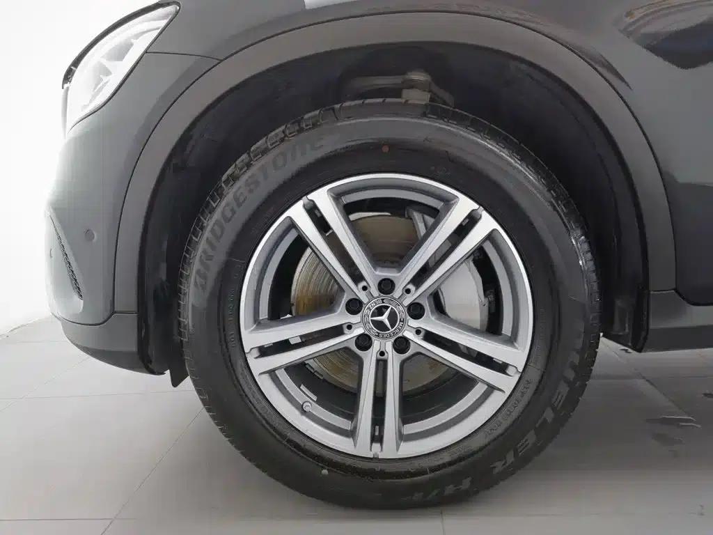 2021 Mercedes-Benz GLC 260 L 4MATIC Dynamic — миниатюра 17