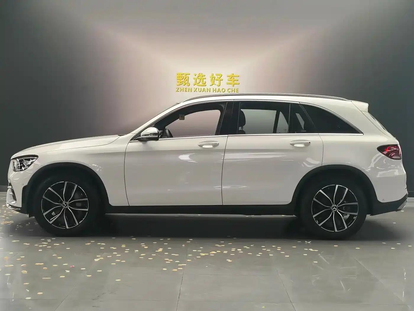 Mercedes-Benz GLC 2022 Facelift - GLC 260 L 4MATIC Luxury — миниатюра 11
