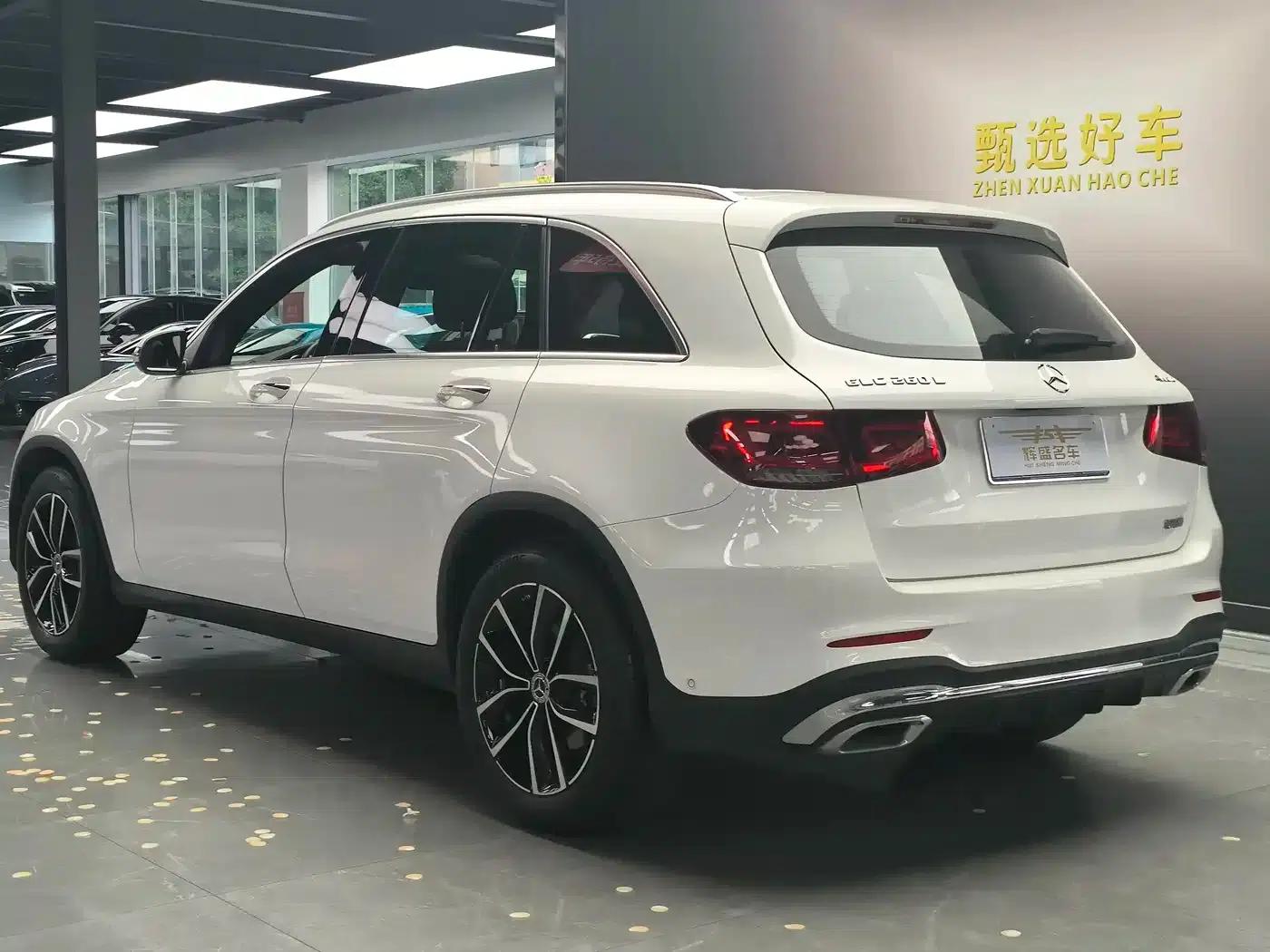 Mercedes-Benz GLC 2022 Facelift - GLC 260 L 4MATIC Luxury — миниатюра 12