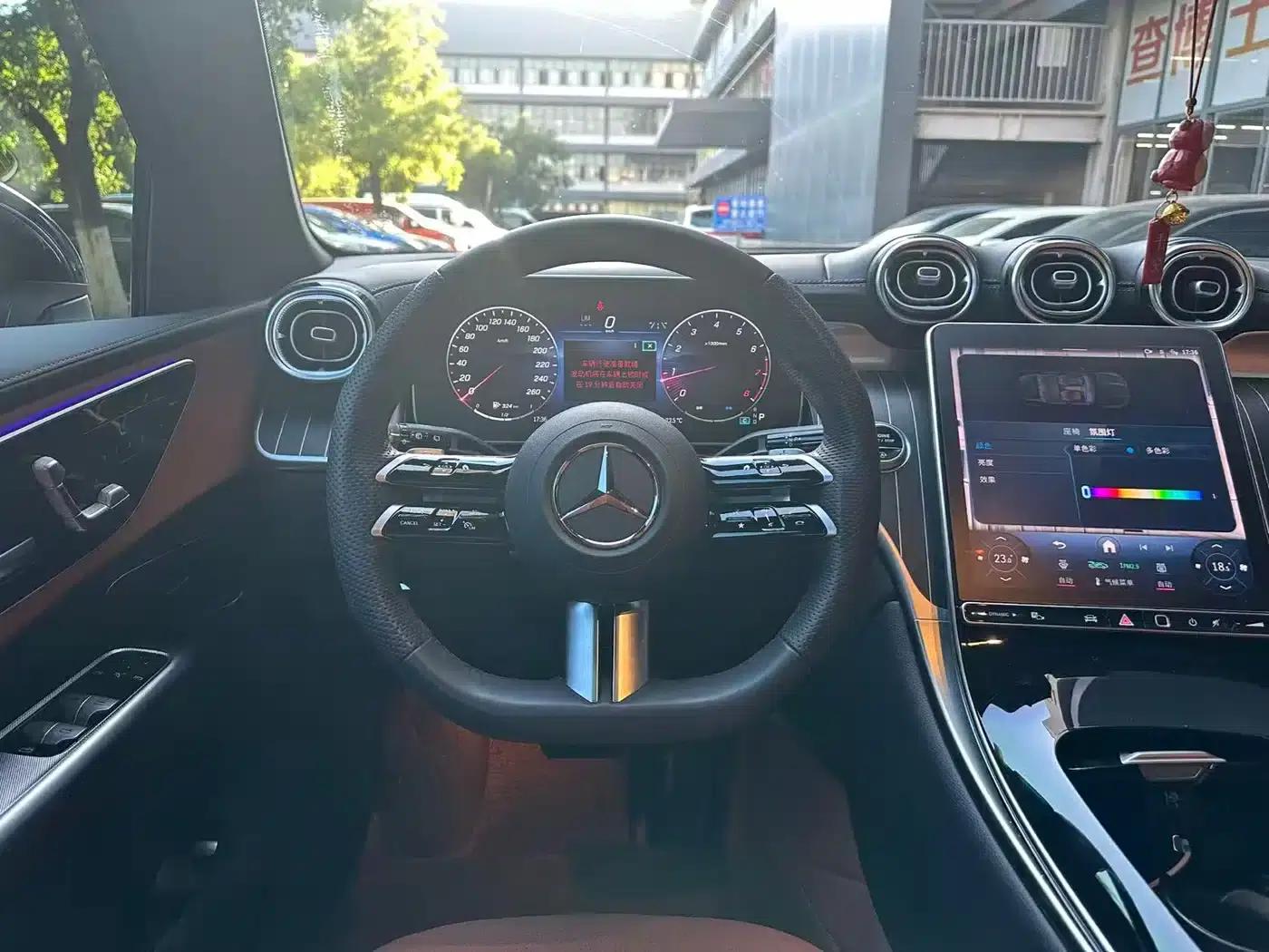2023 Mercedes-Benz GLC Facelift: GLC 300 L 4MATIC Dynamic 5-Seater — миниатюра 9