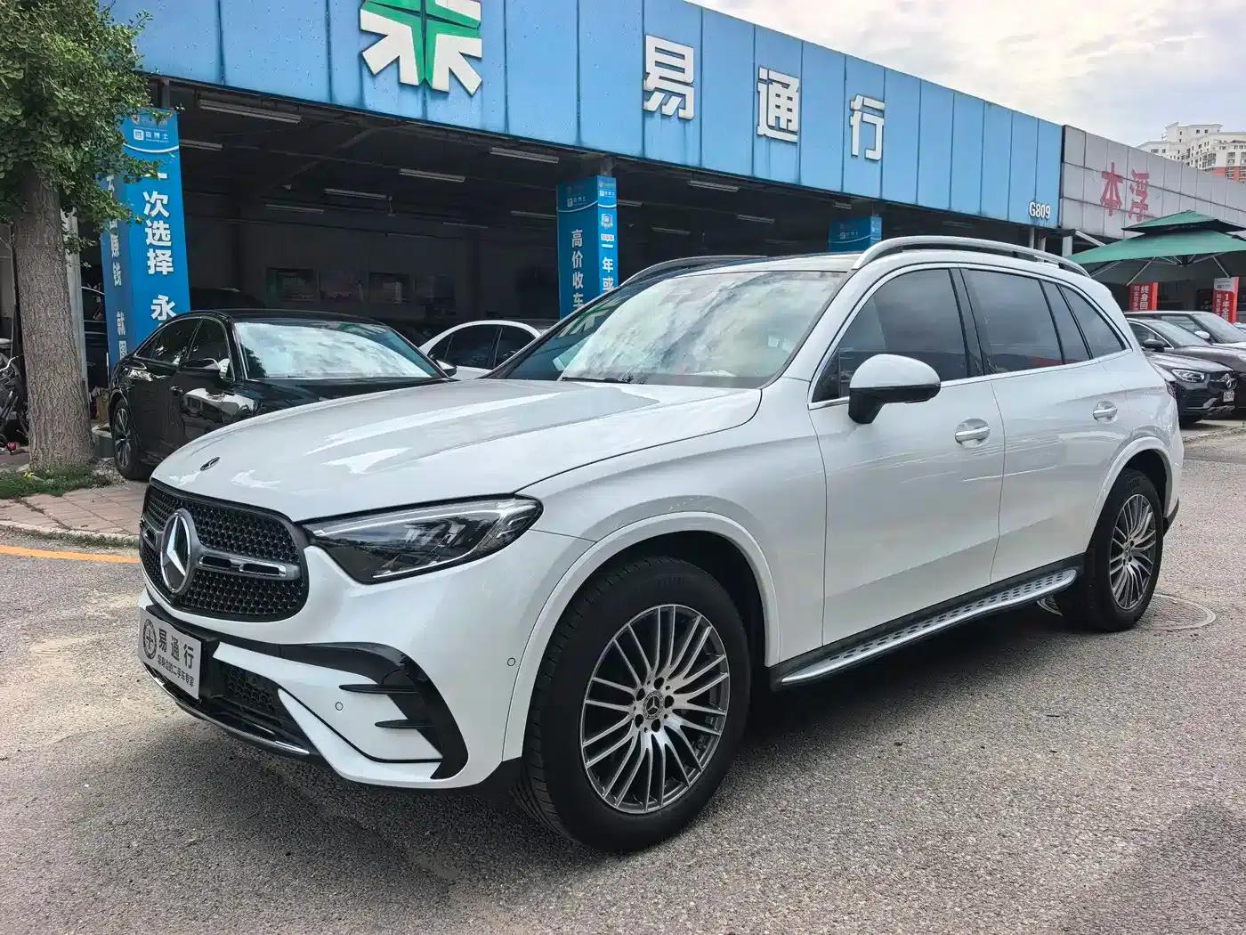 2023 Mercedes-Benz GLC 300 L 4MATIC Dynamic 5-seater — миниатюра 1