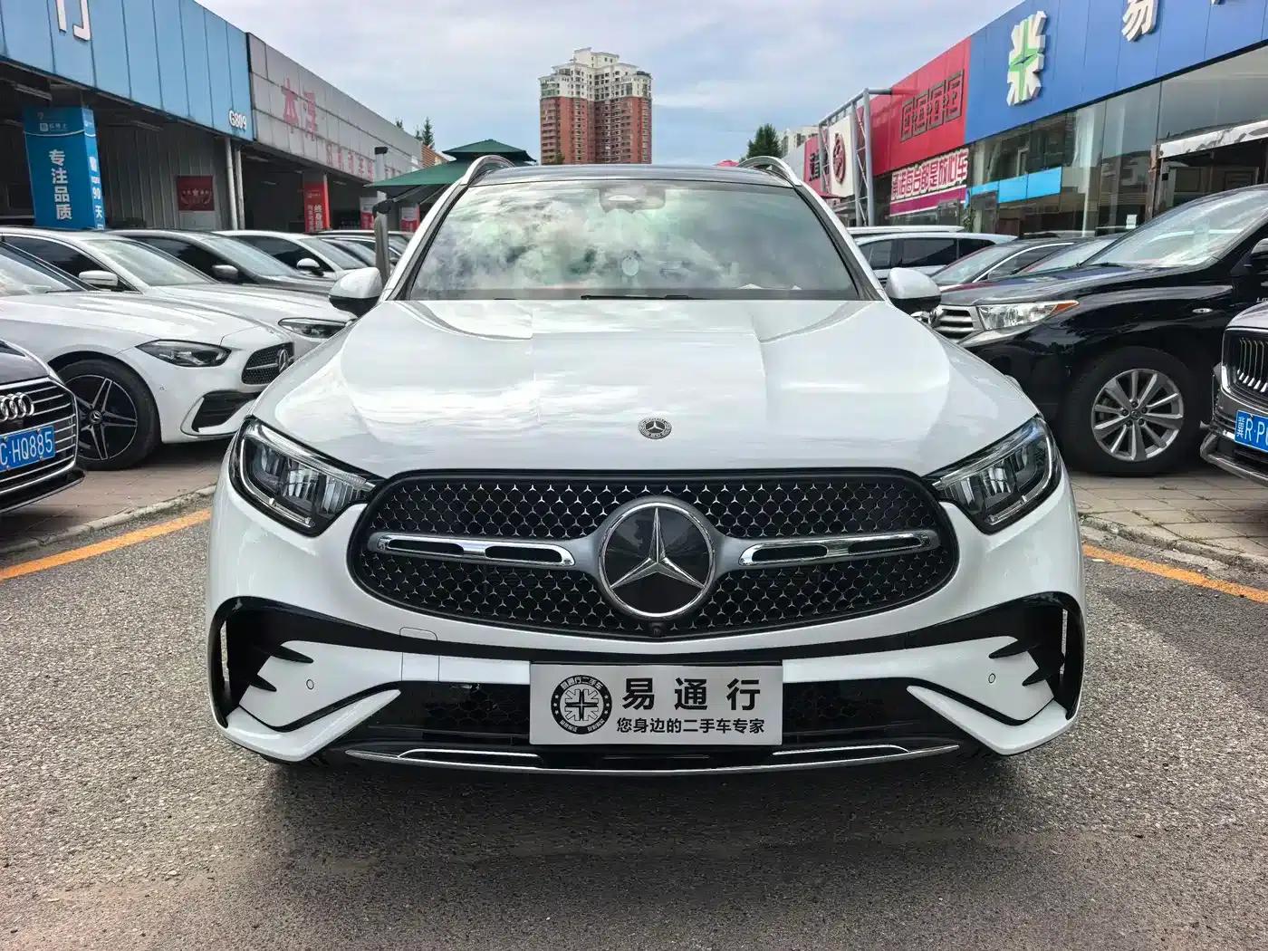 2023 Mercedes-Benz GLC 300 L 4MATIC Dynamic 5-seater — миниатюра 2